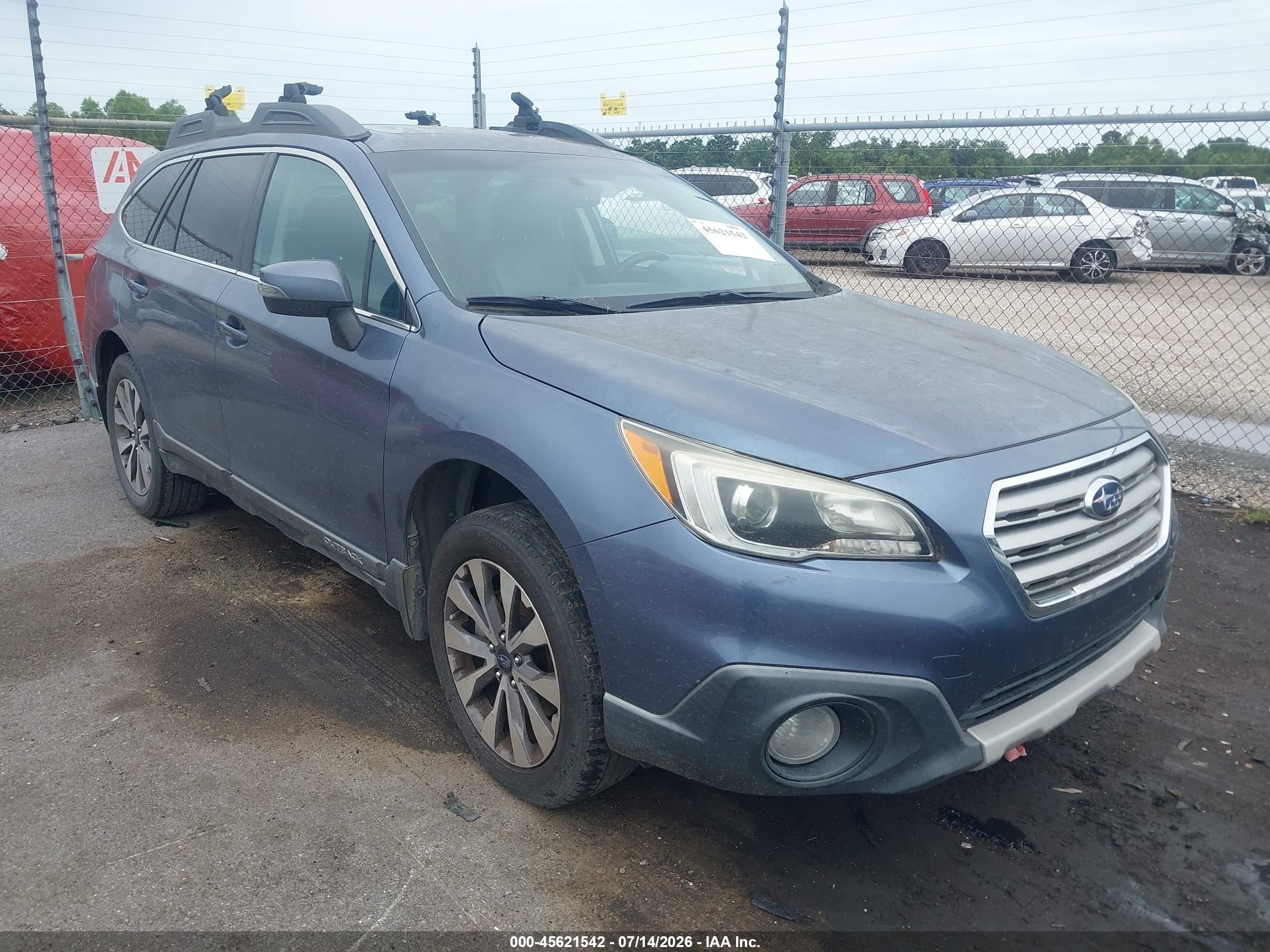 2016 Subaru Outback Limited, VIN 4S4BSBLC4G3237907 — Normal wear