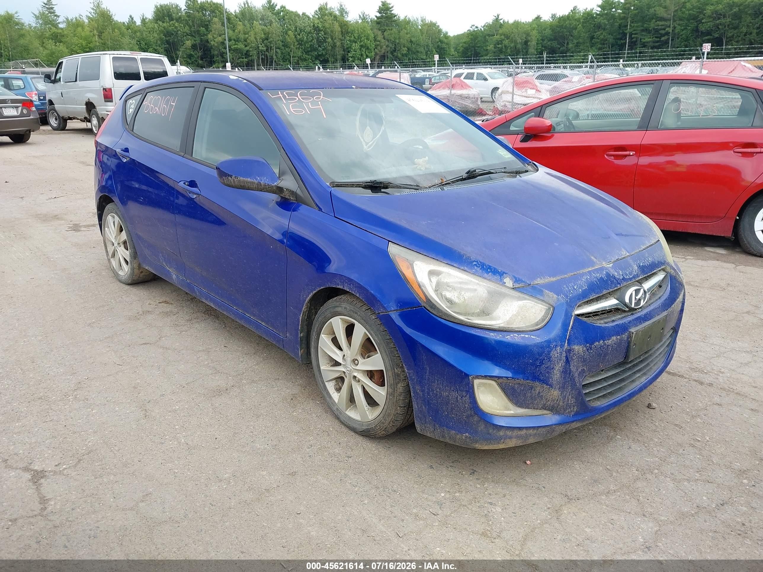 2012 Hyundai Accent SE, VIN KMHCU5AE5CU027244 — Normal wear