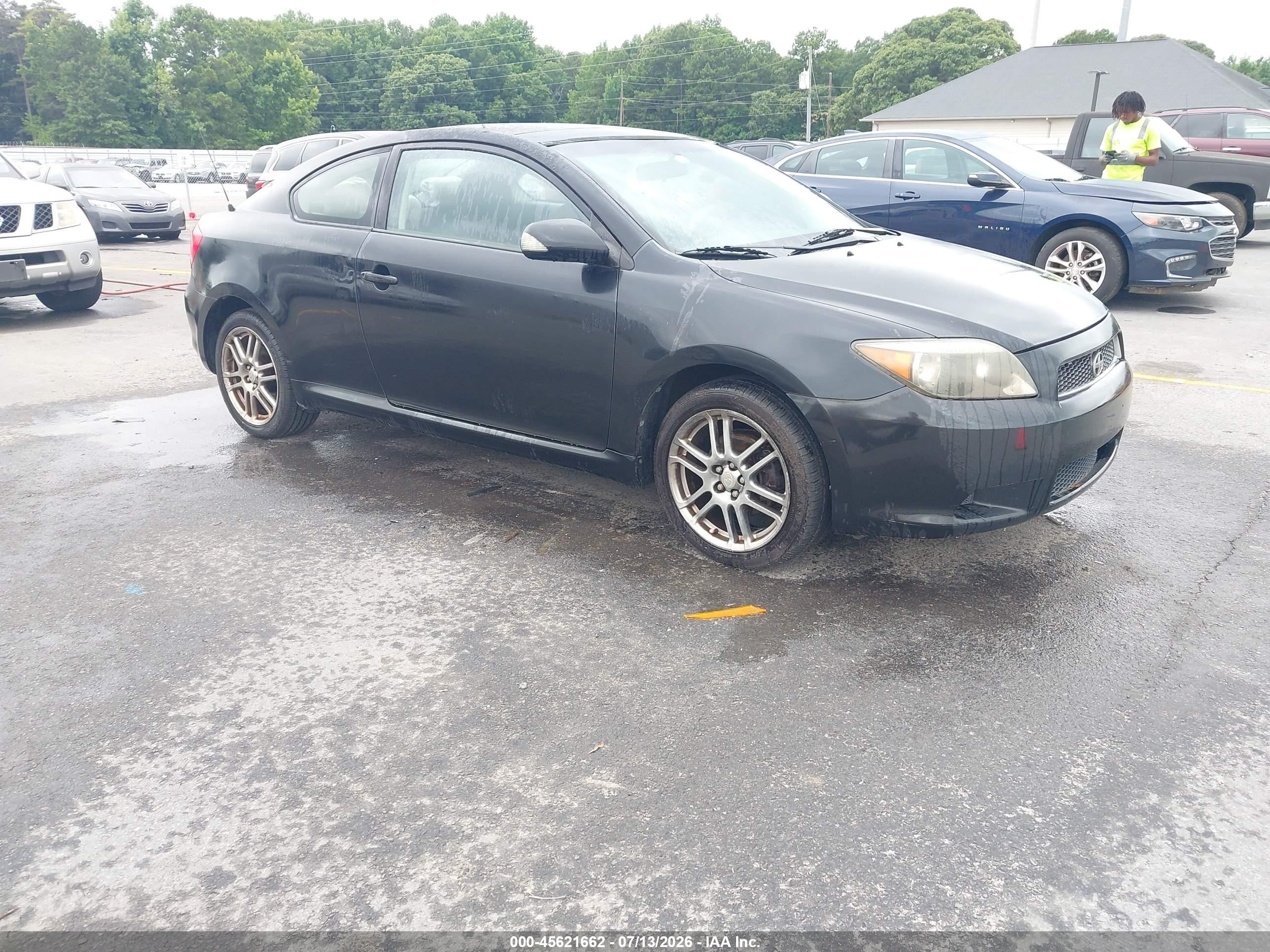 2005 Scion tC, VIN JTKDE177850012702 — Normal wear