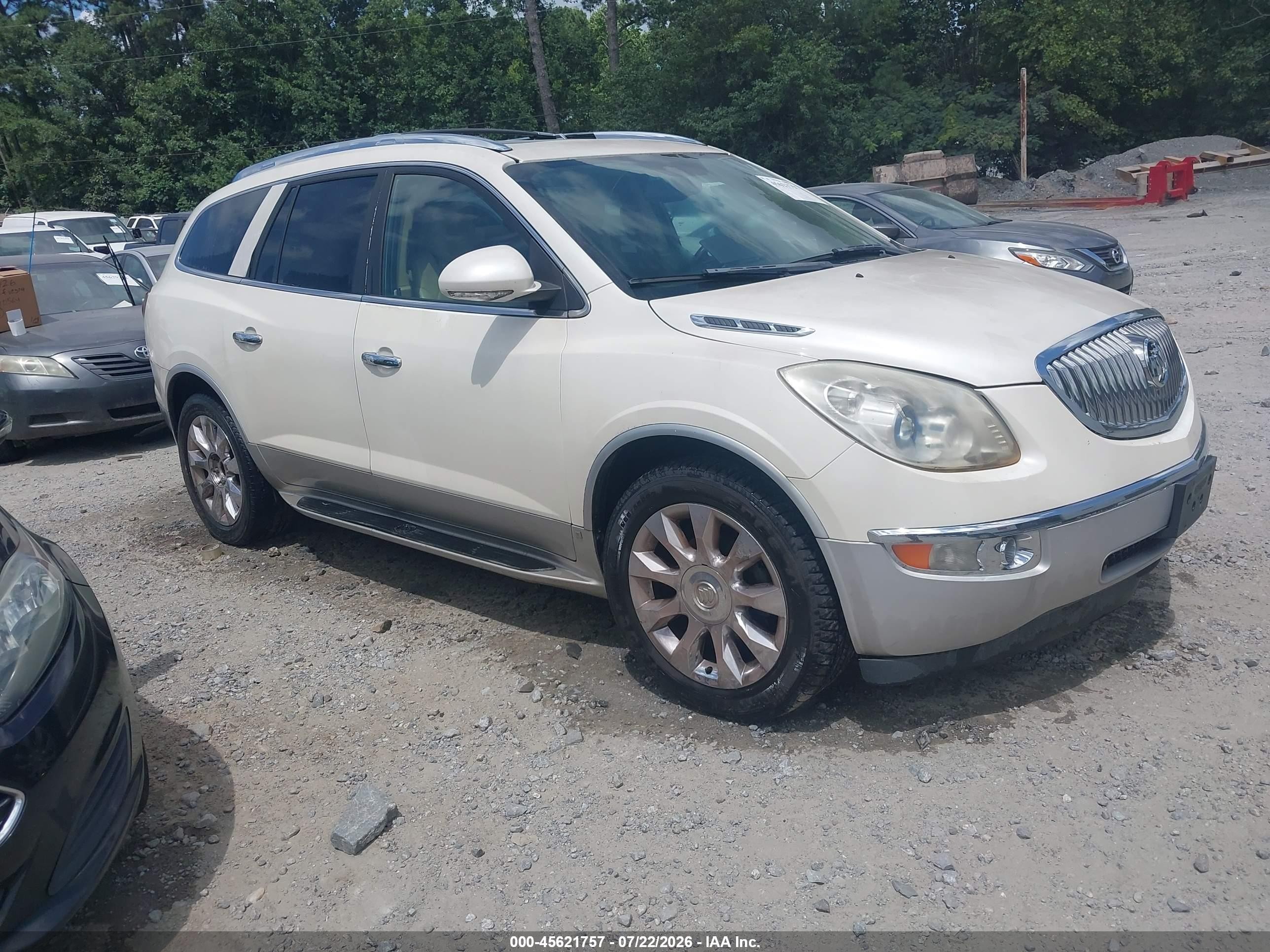 2011 Buick Enclave CXL-2, VIN 5GAKRCED7BJ186677 — Normal wear