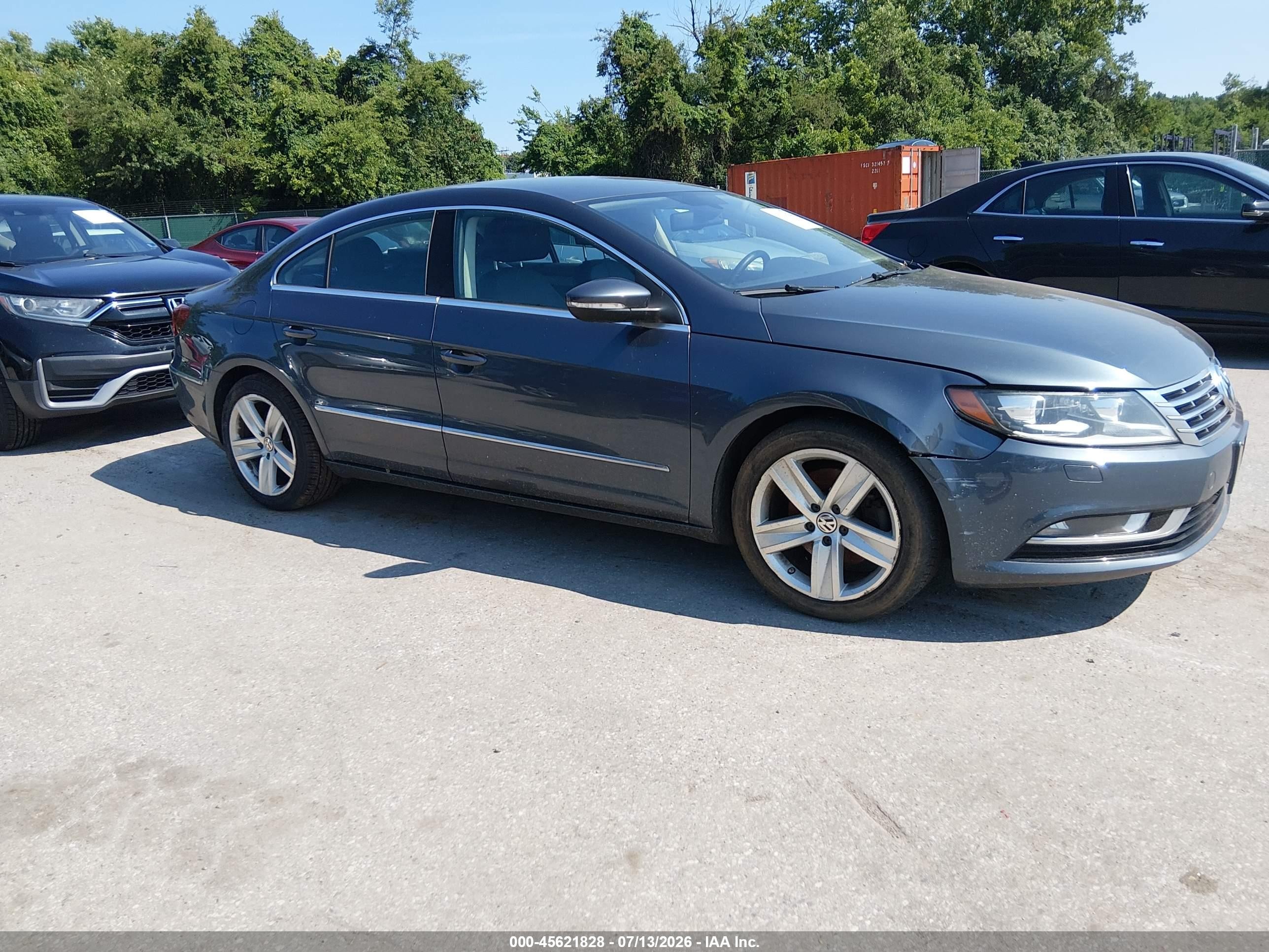 2015 Volkswagen CC Sport, VIN WVWBP7AN7FE819252 — Normal wear
