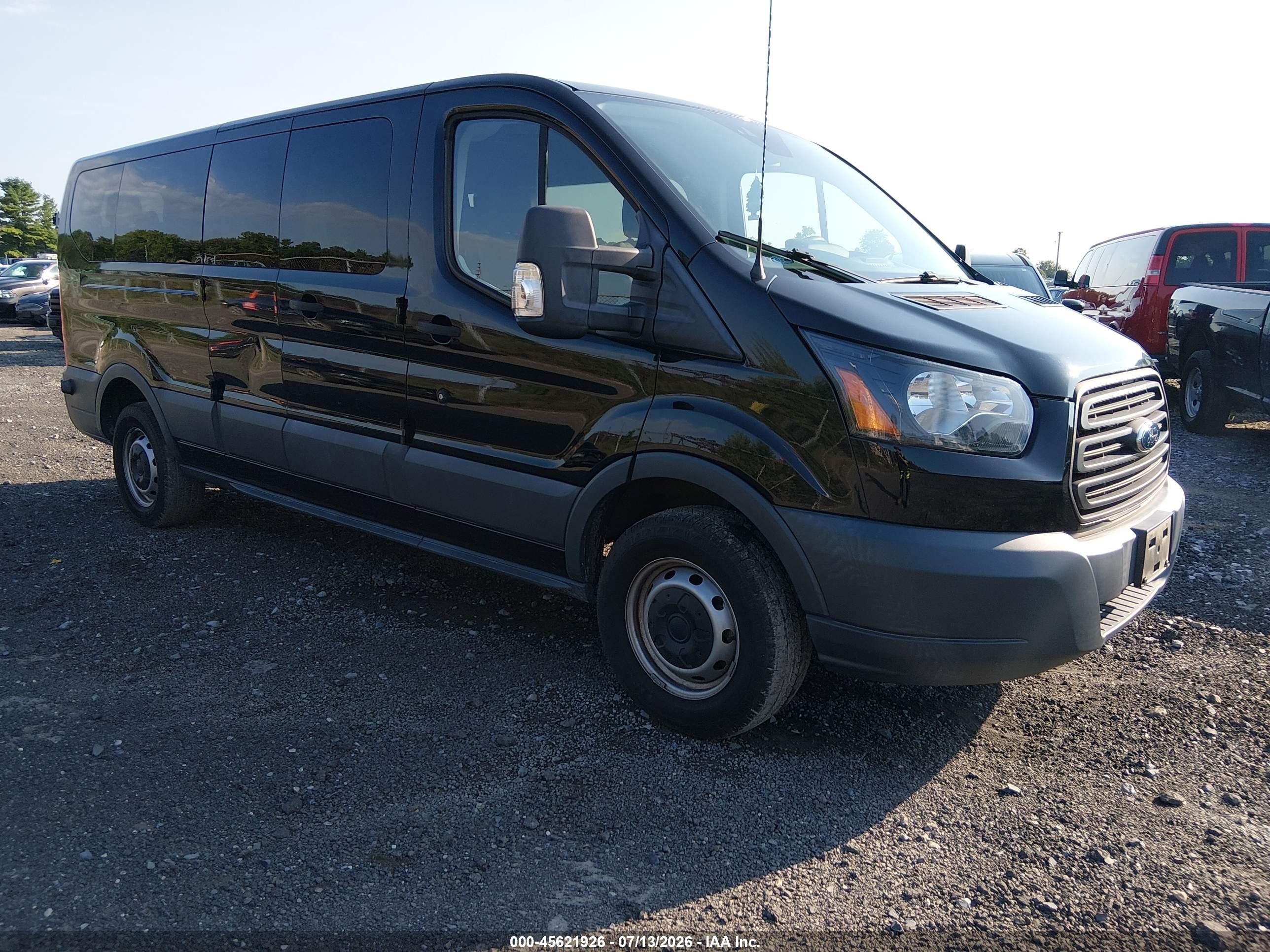 2018 Ford Transit Passenger XL, VIN 1FBZX2ZM8JKB42935 — Normal wear