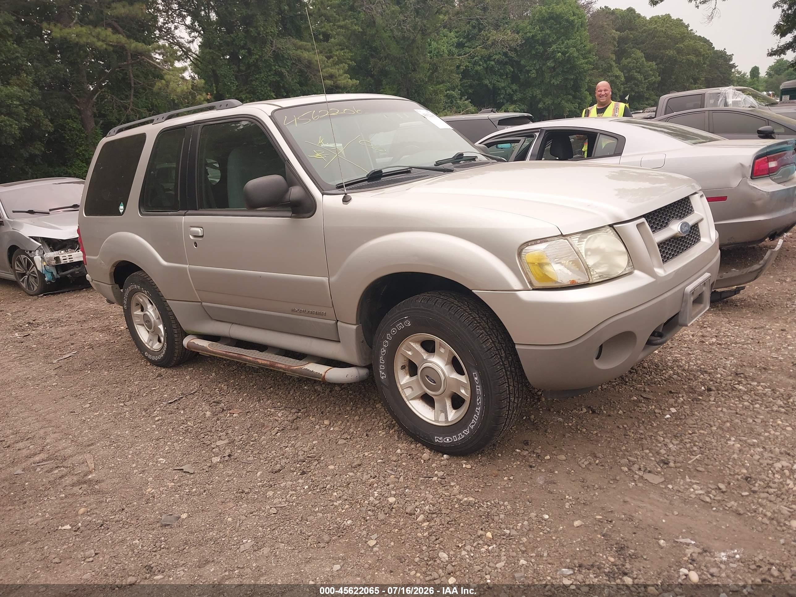 2002 Ford Explorer Sport, VIN 1FMDU70E62UC93288 — Normal wear