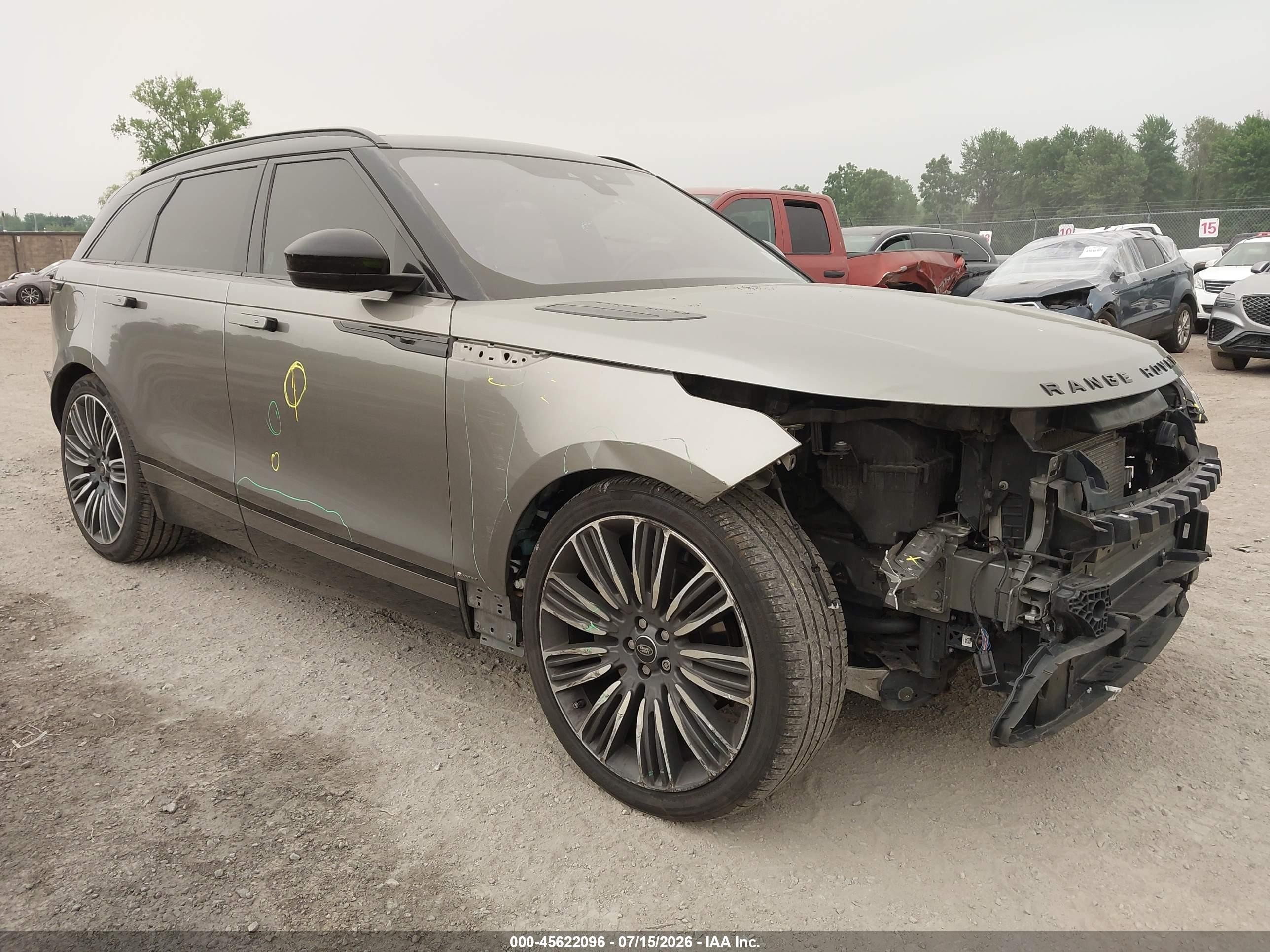 2018 Land Rover Range Rover Velar R-Dynamic HSE, VIN SALYM2RV0JA766414 — Front end