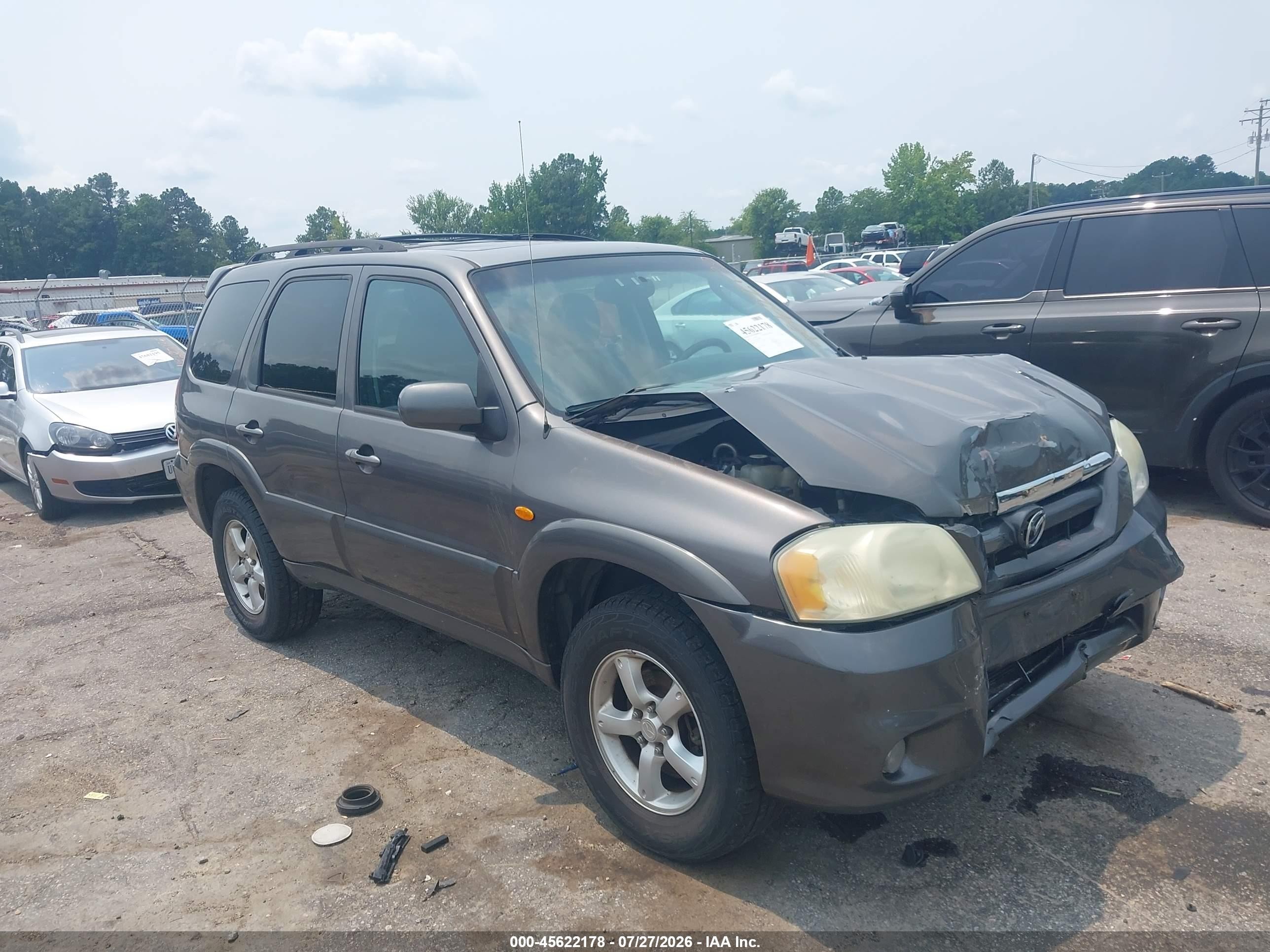 2005 Mazda Tribute S, VIN 4F2YZ06155KM04979 — Перед