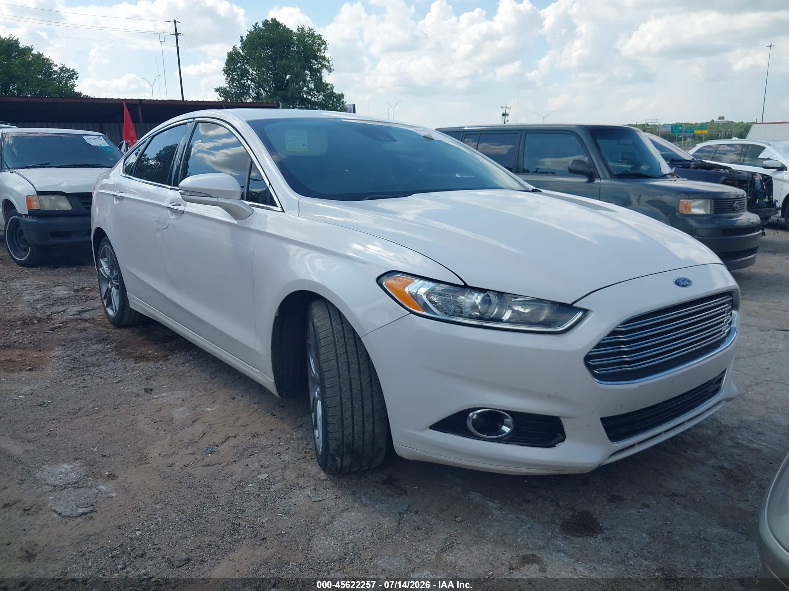 2016 Ford Fusion Titanium, VIN 3FA6P0D92GR122776 — Side