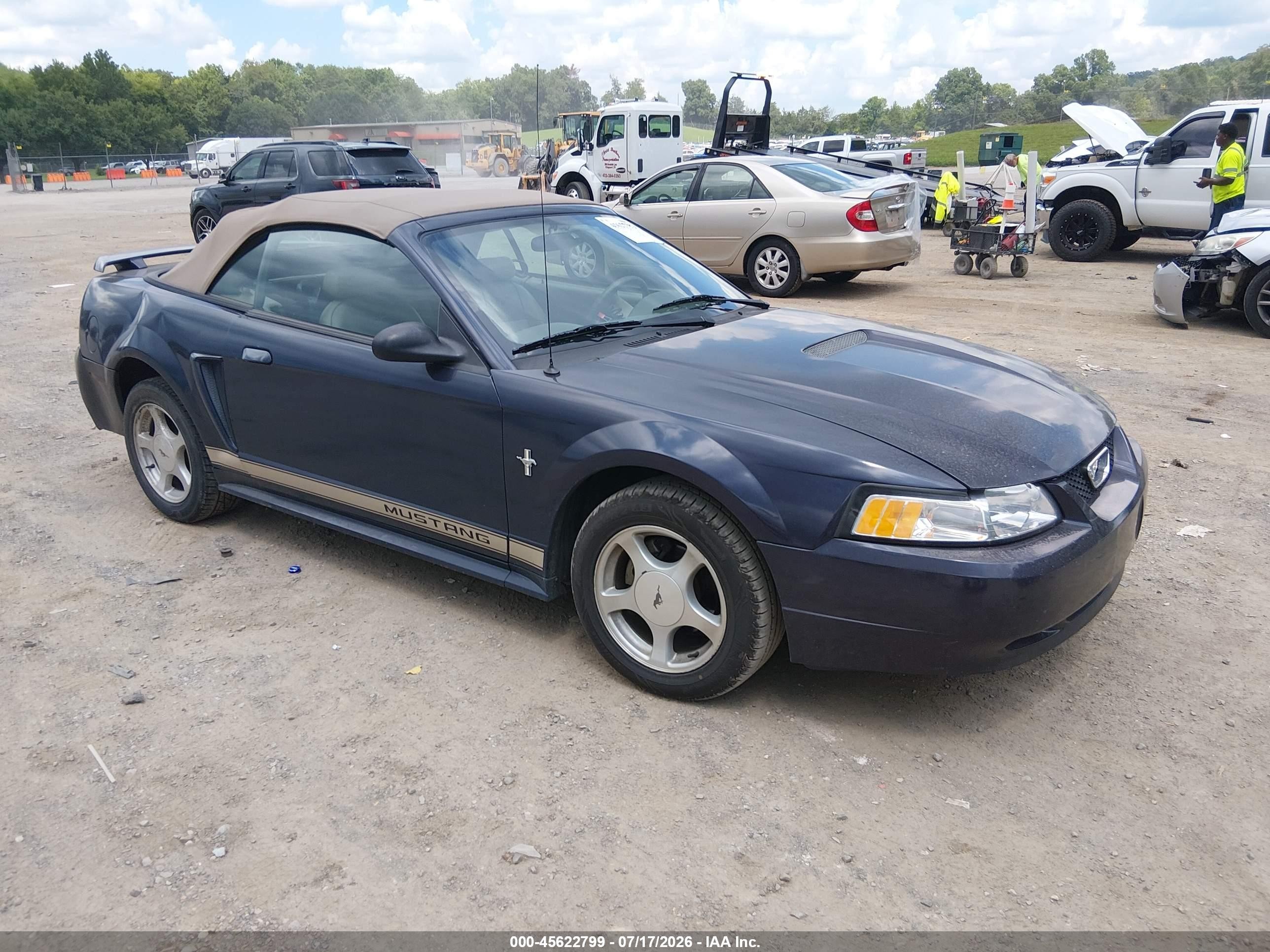 2001 Ford Mustang Deluxe, VIN 1FAFP44441F232535 — Rear end