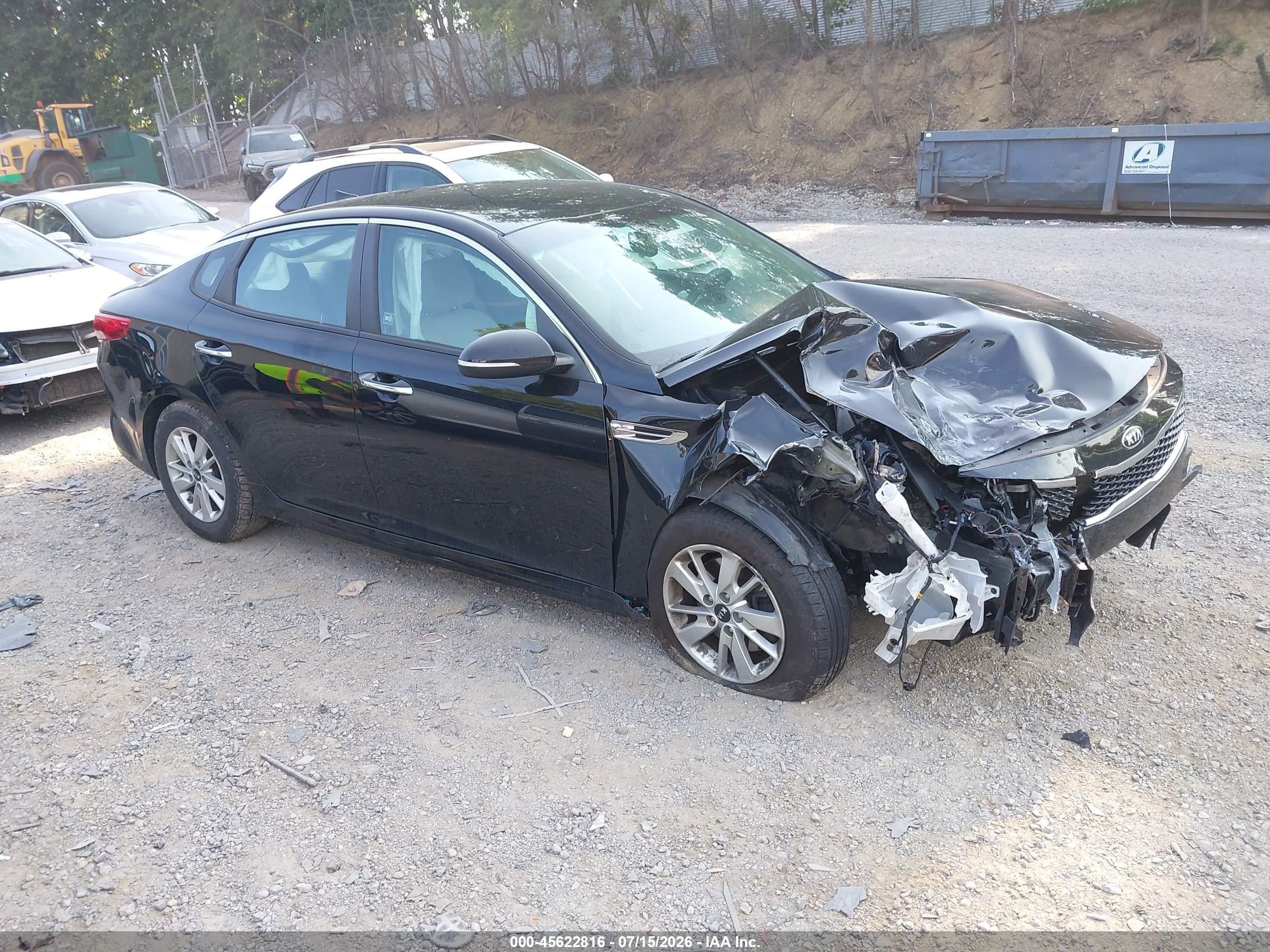 2016 Kia Optima LX, VIN 5XXGT4L33GG112061 — Front end