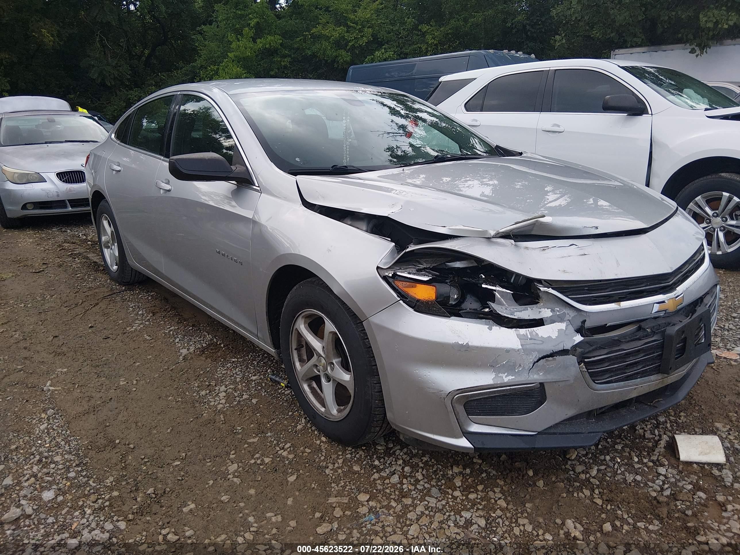 2016 Chevrolet Malibu LS, VIN 1G1ZB5ST6GF355809 — Front end