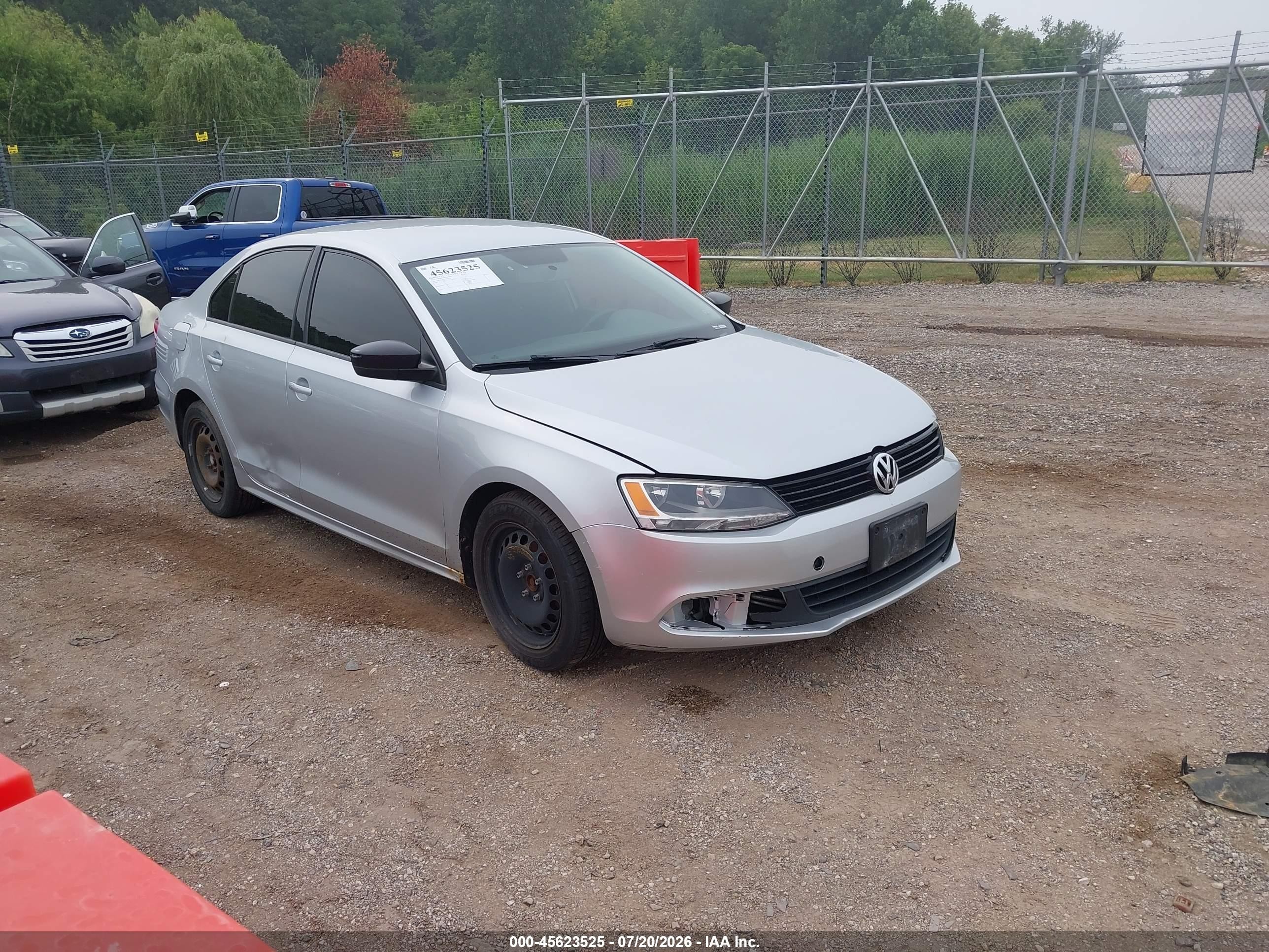 2013 Volkswagen Jetta, VIN 3VW2K7AJ9DM217050 — Normal wear