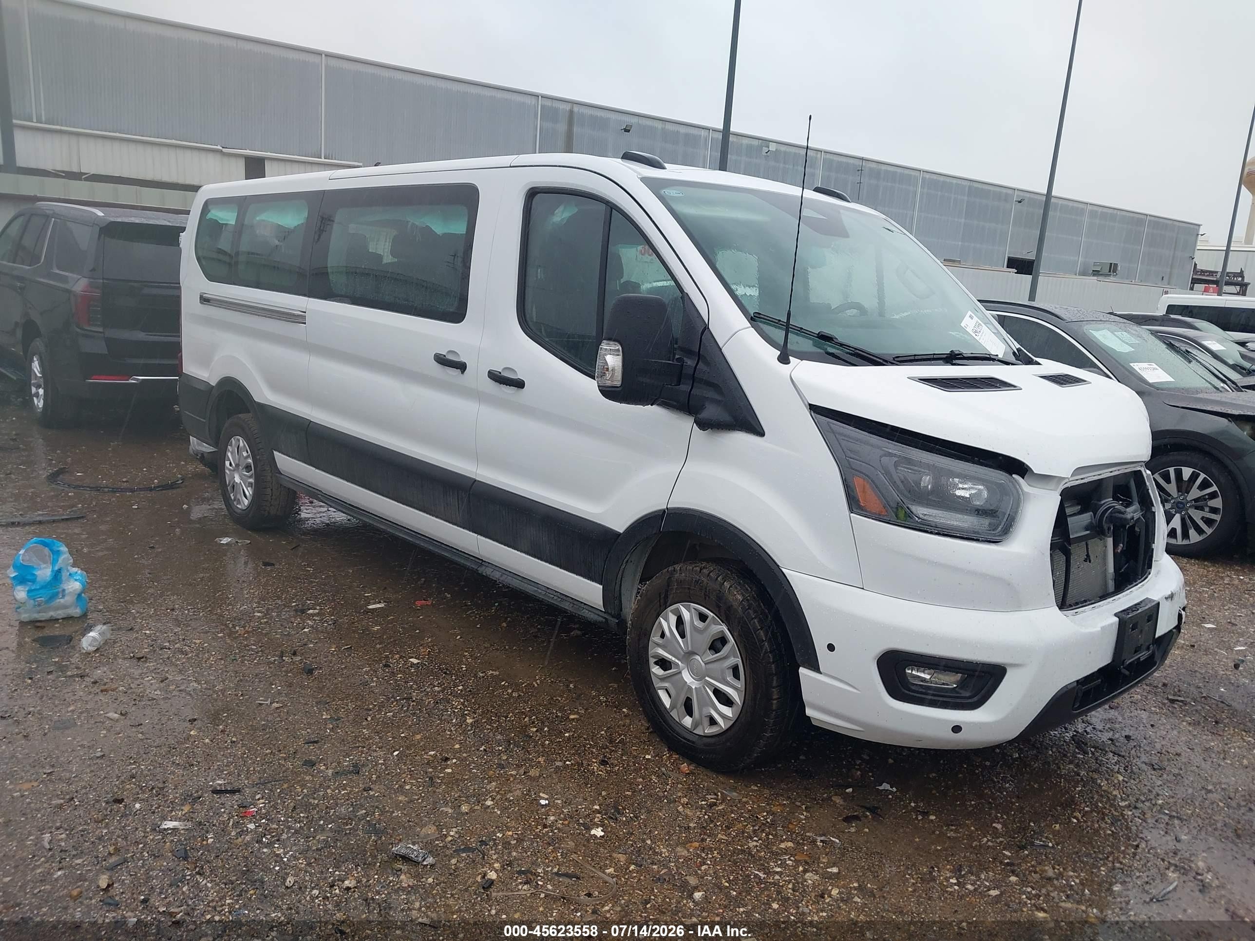 2026 Ford Transit Passenger XLT, VIN 1FBAX2Y86TKA54180 — Front end