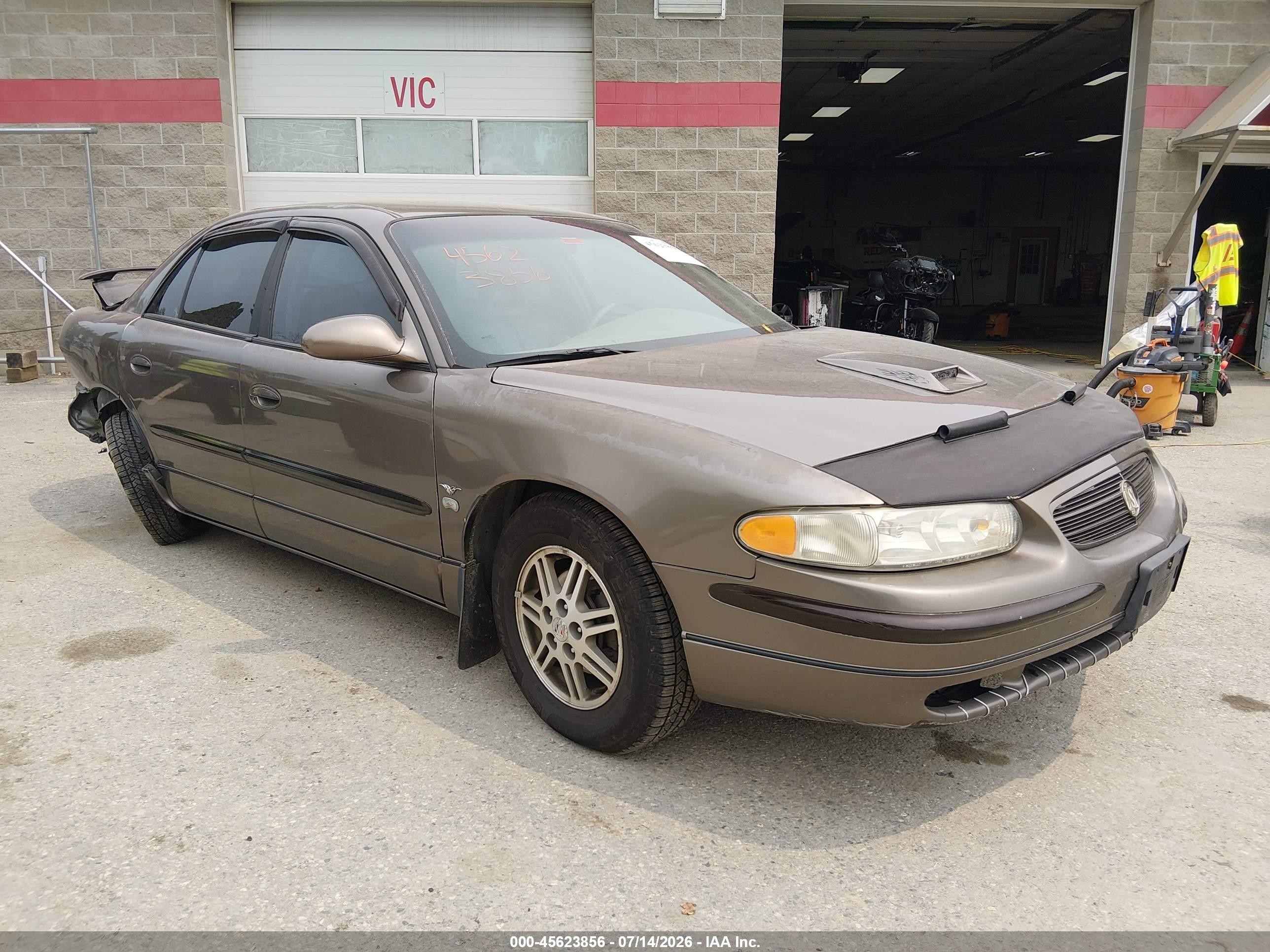 2003 Buick Regal LS, VIN 2G4WB52K631294430 — Rear end