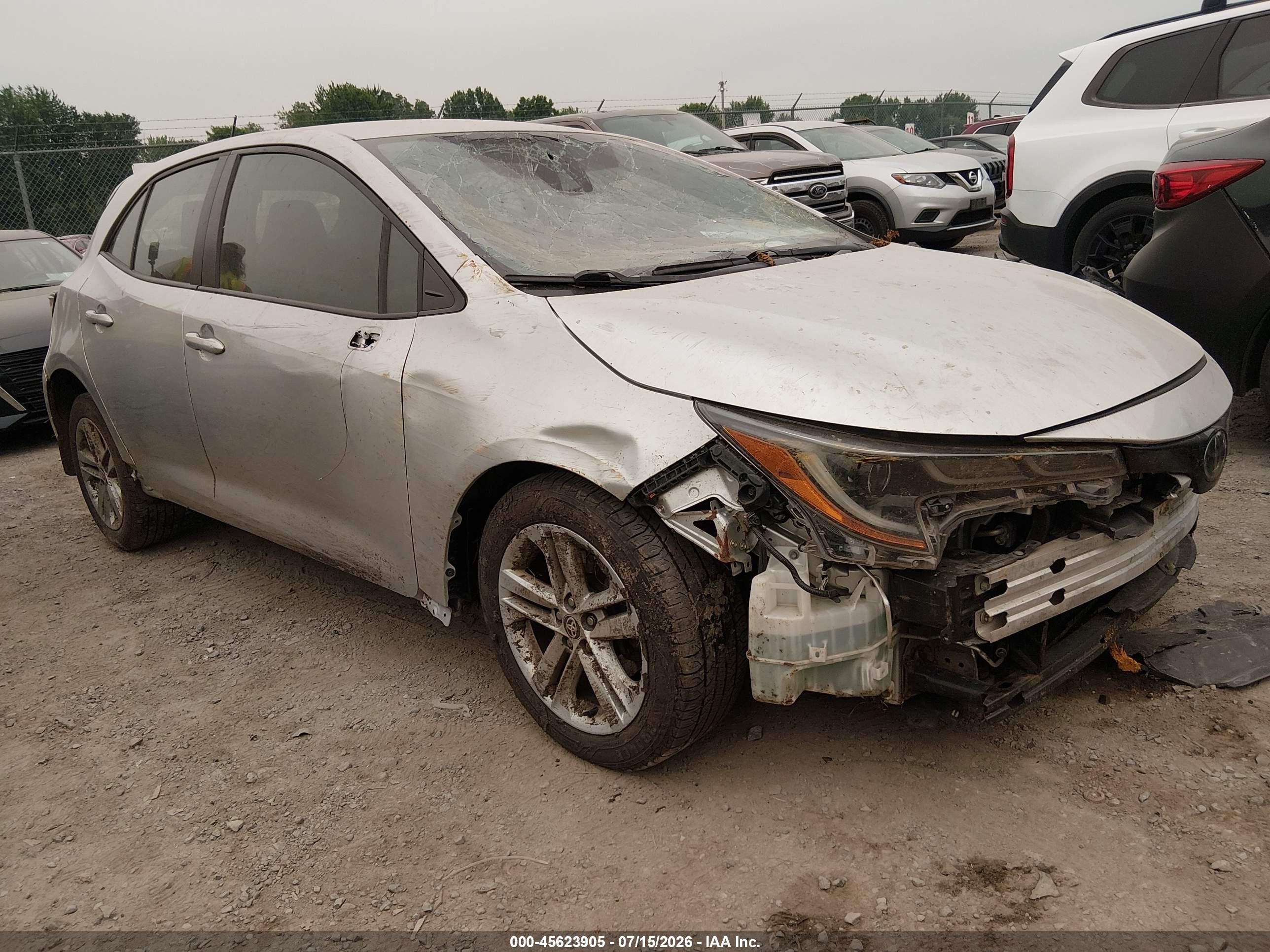 2019 Toyota Corolla XSE, VIN JTNK4RBE3K3011713 — Front end