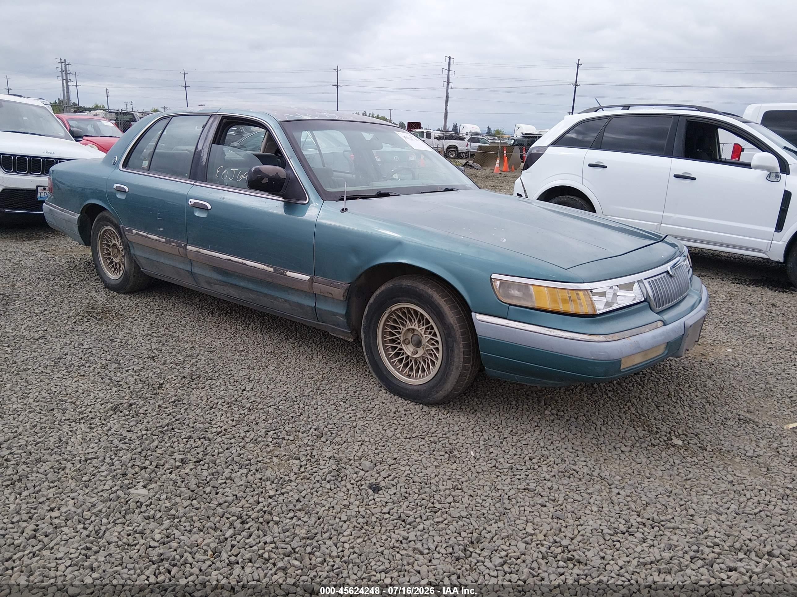 1993 Mercury Grand Marquis LS, VIN 2MELM75W9PX649118 — Normal wear