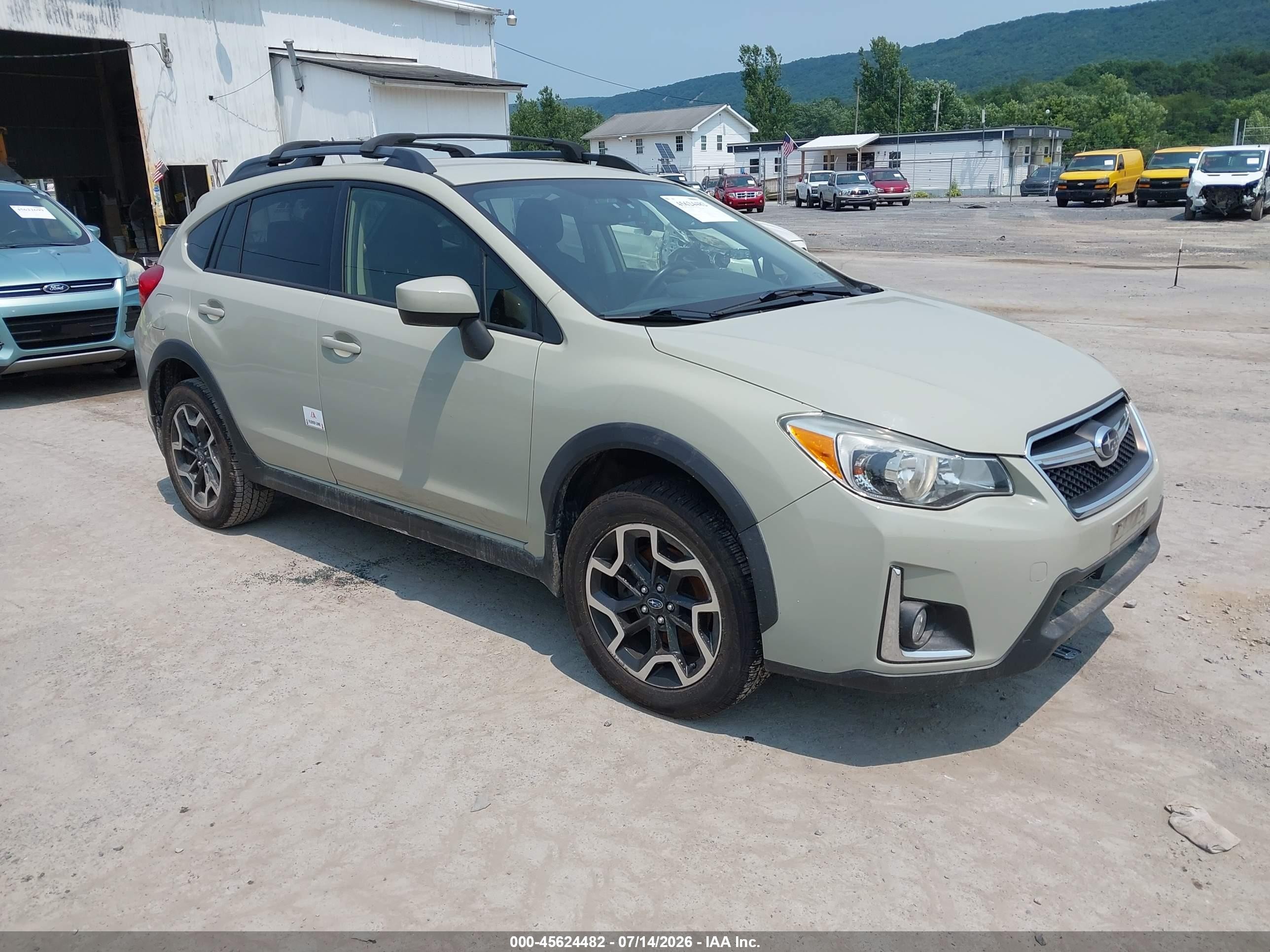 2016 Subaru Crosstrek Premium, VIN JF2GPABC2G8202567 — Пресная вода