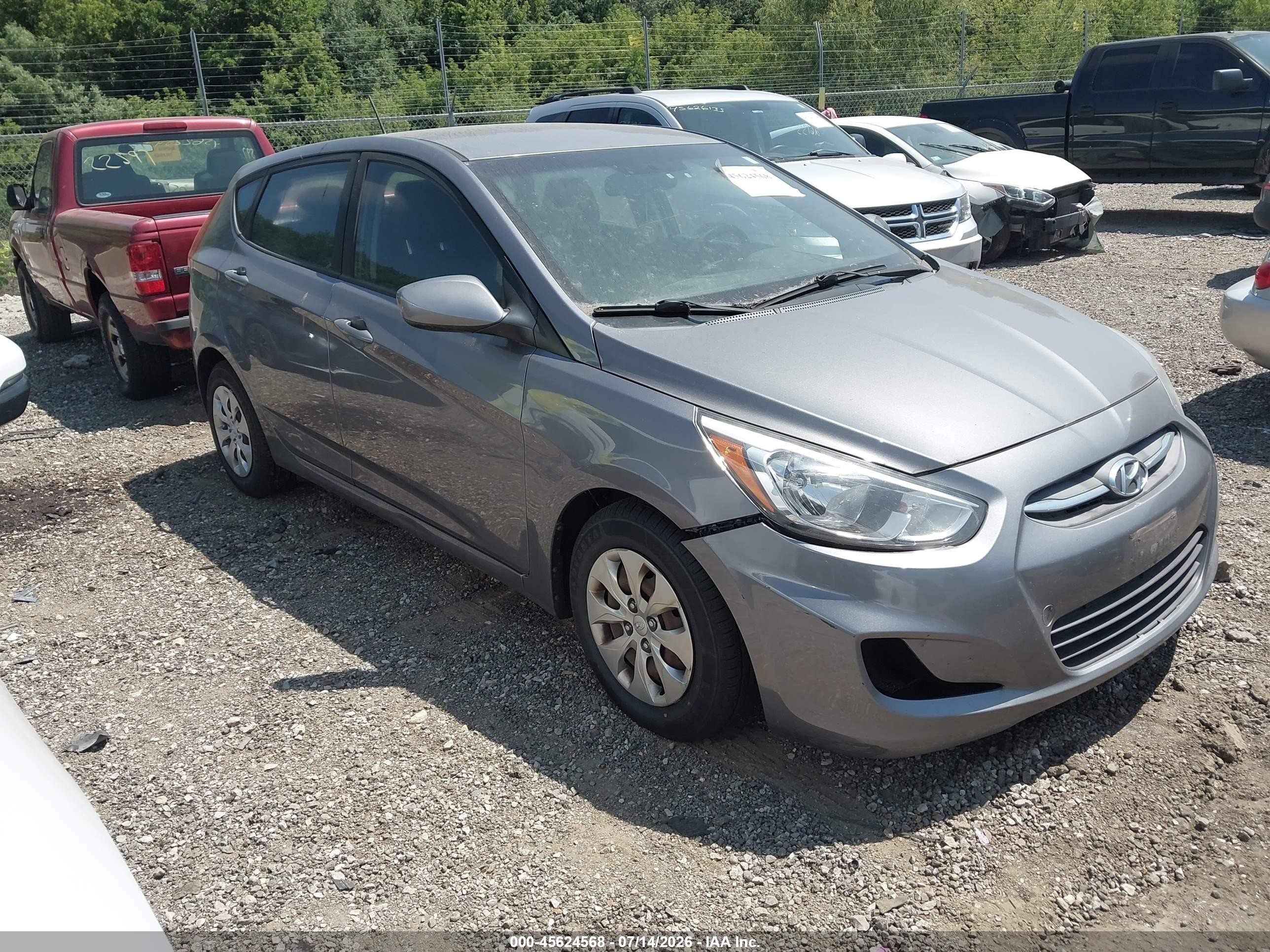 2016 Hyundai Accent SE, VIN KMHCT5AE7GU268831 — Normal wear