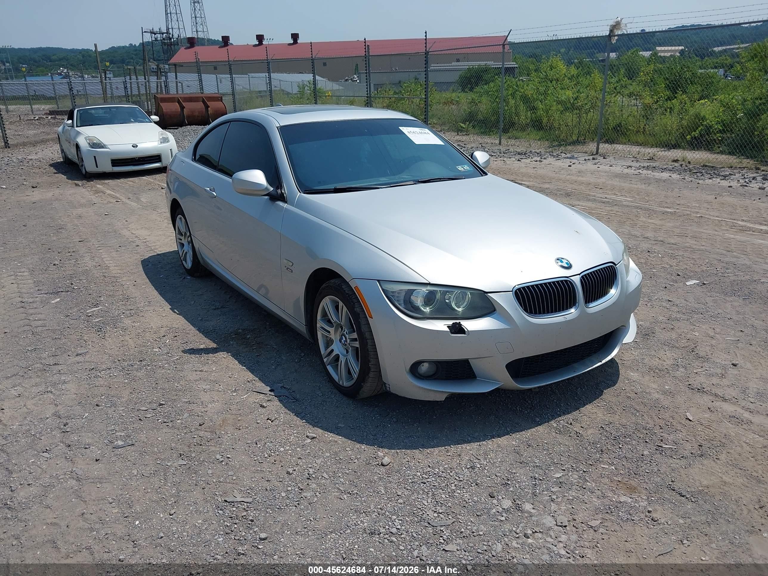 2013 BMW 3 Series 335i xDrive, VIN WBAKF9C53DE672630 — Front end