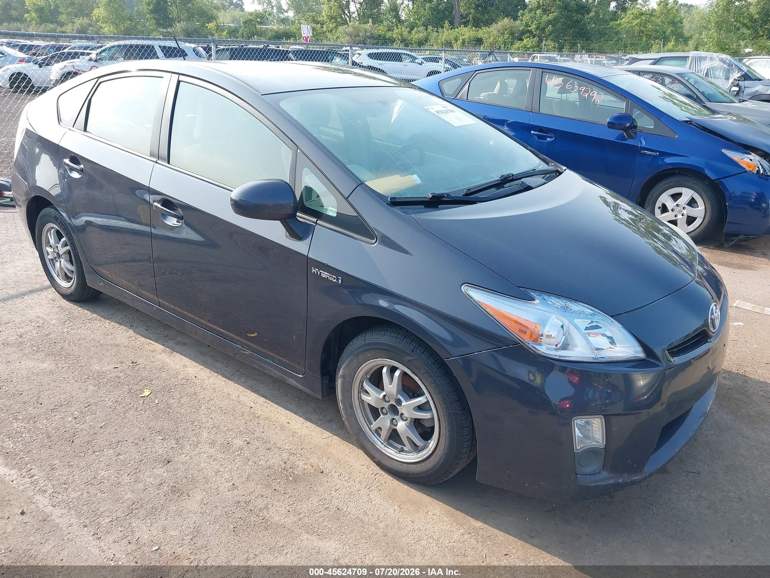 2010 Toyota Prius III, VIN JTDKN3DU6A0075733 — Hail