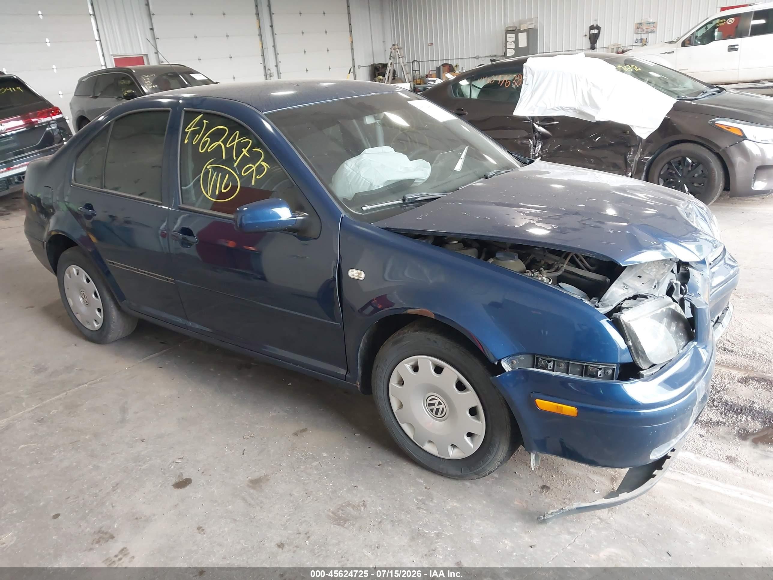2002 Volkswagen Jetta GLS, VIN 3VWSP69M52M073973 — Front end