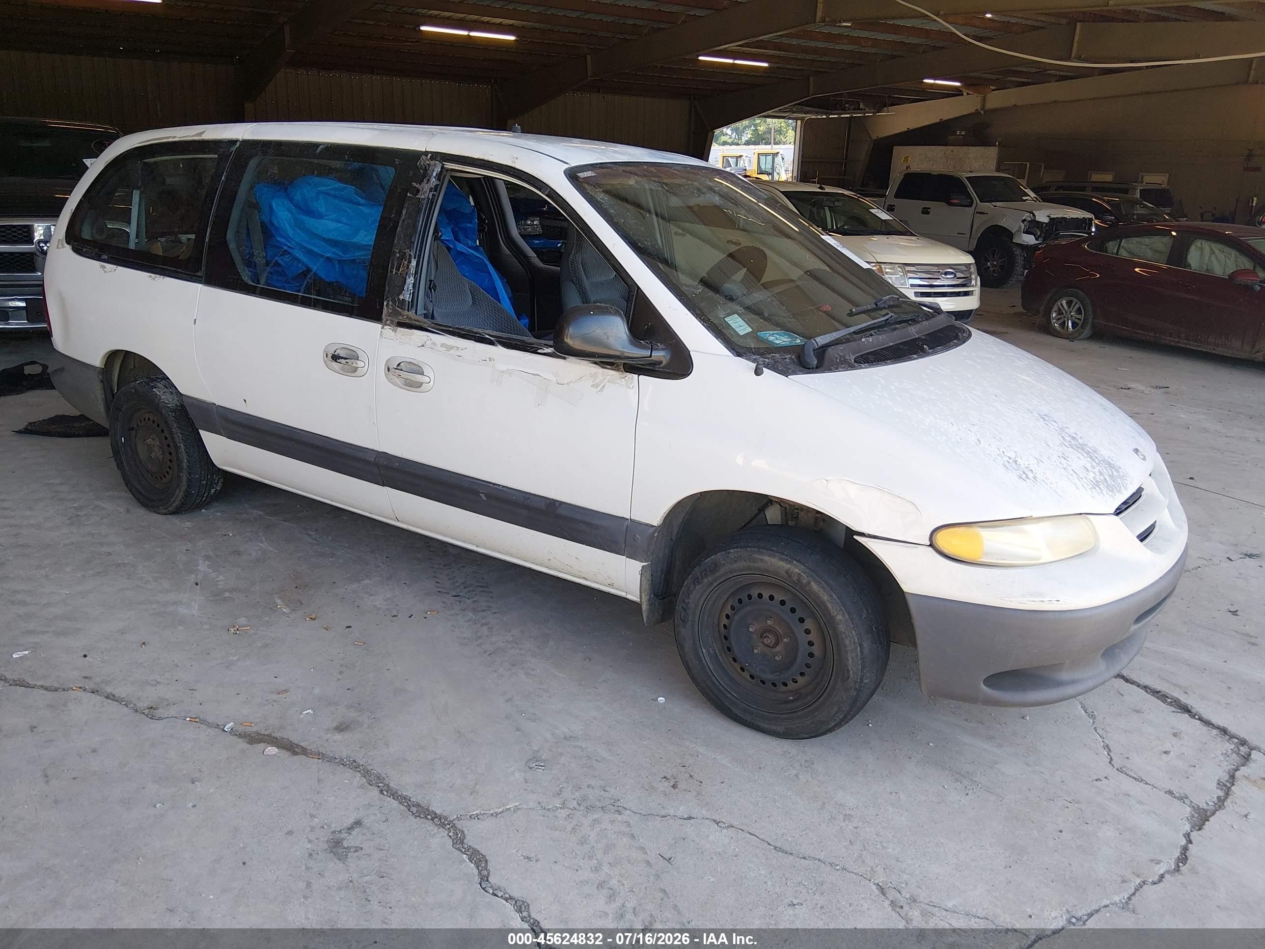 2000 Dodge Caravan SE, VIN 1B4GP44G3YB627037 — Biohazard / chemical