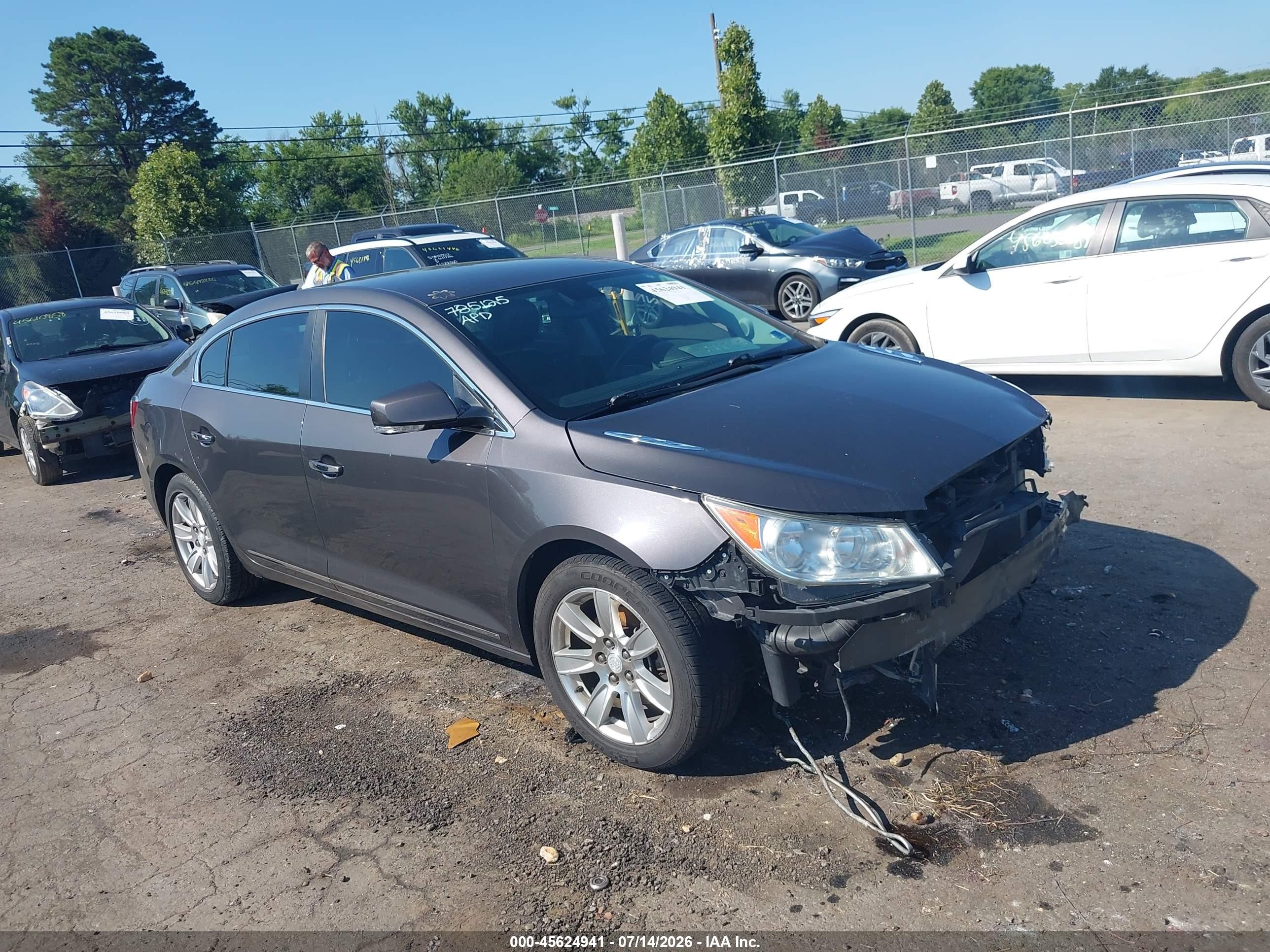 2012 Buick LaCrosse Premium 2, VIN 1G4GF5G34CF313866 — Front end