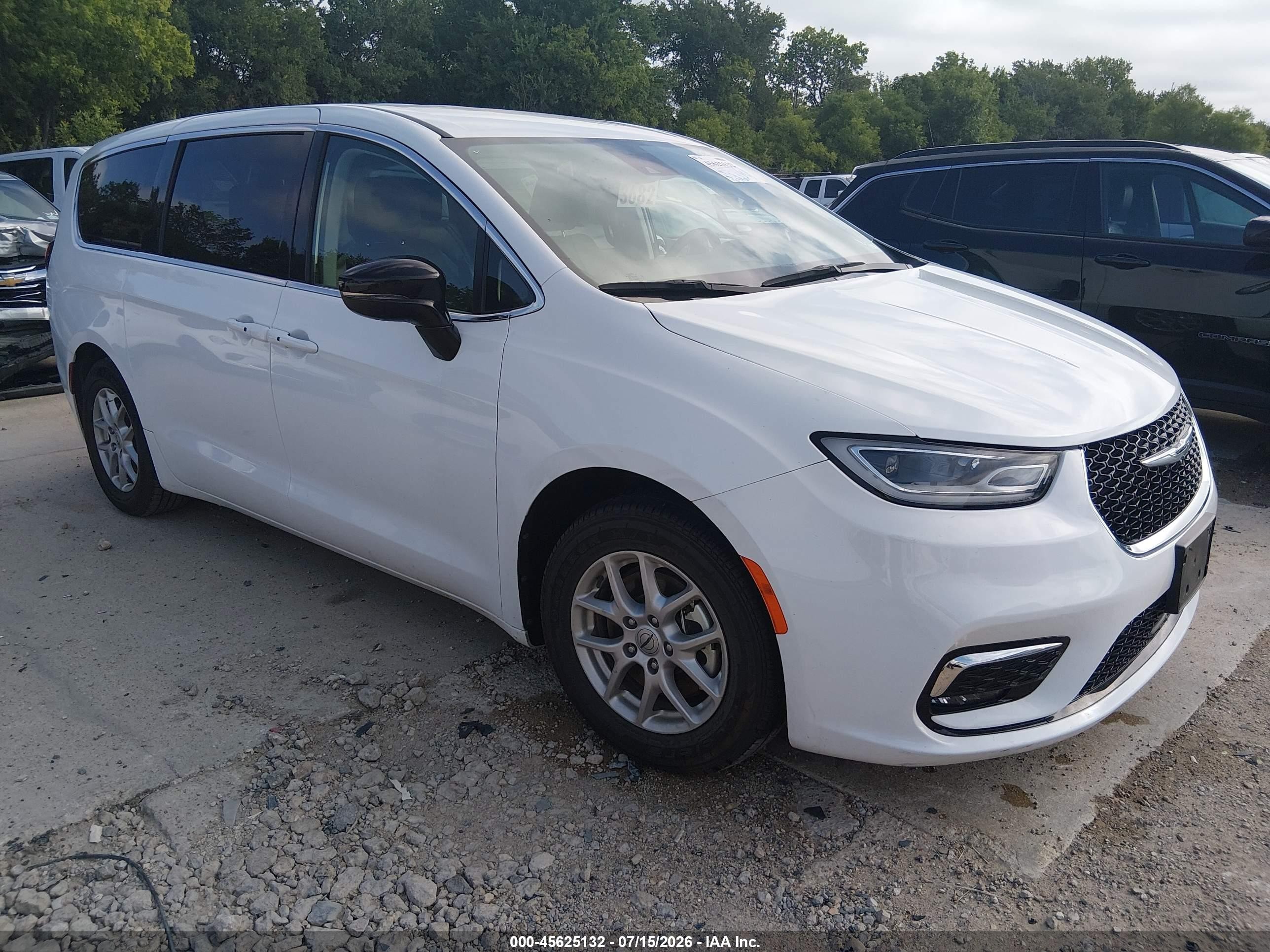 2024 Chrysler Pacifica Touring L, VIN 2C4RC1BG3RR120084 — Mechanical
