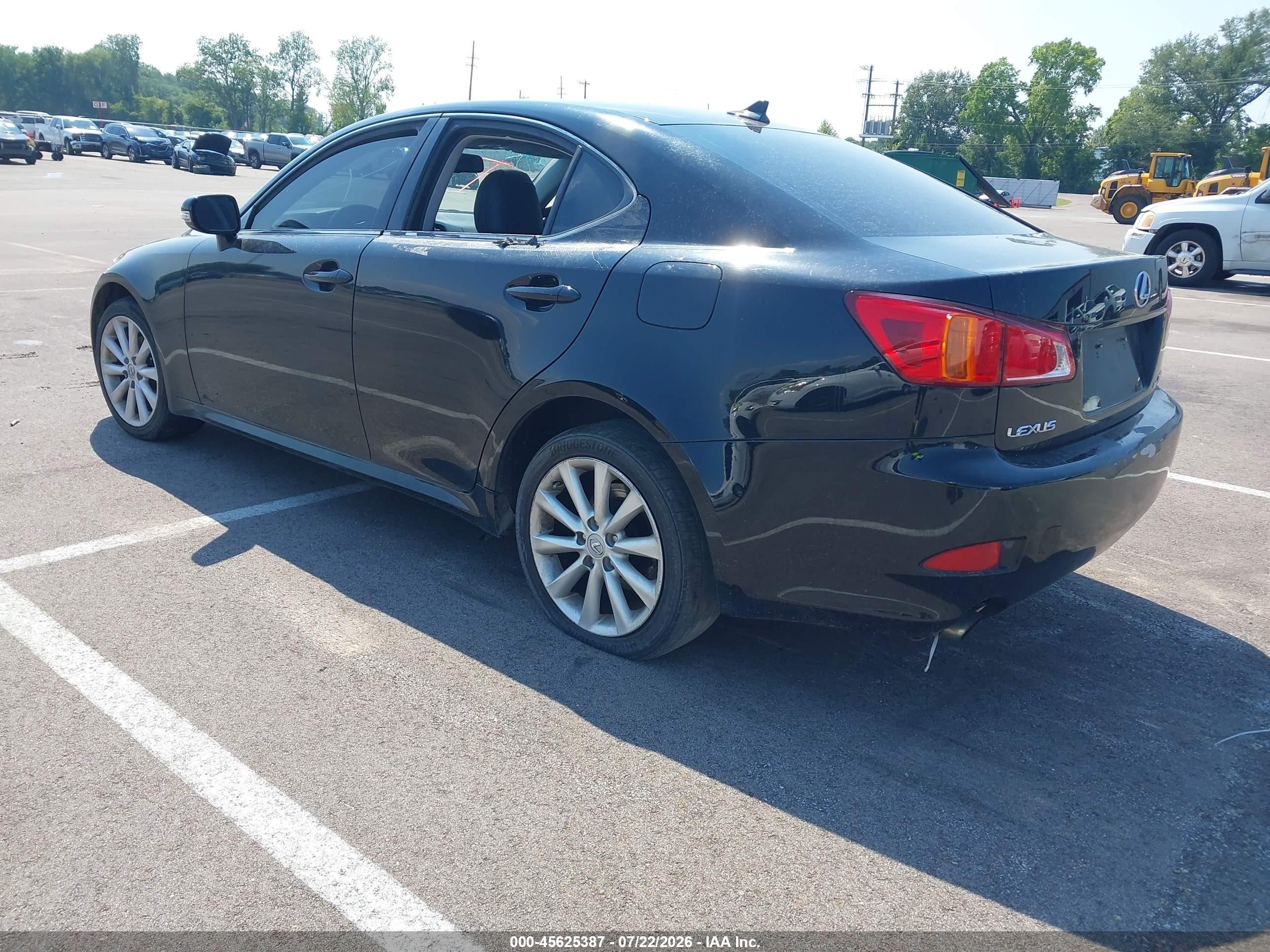 2009 Lexus IS 250, VIN JTHCK262095032361 — Normal wear