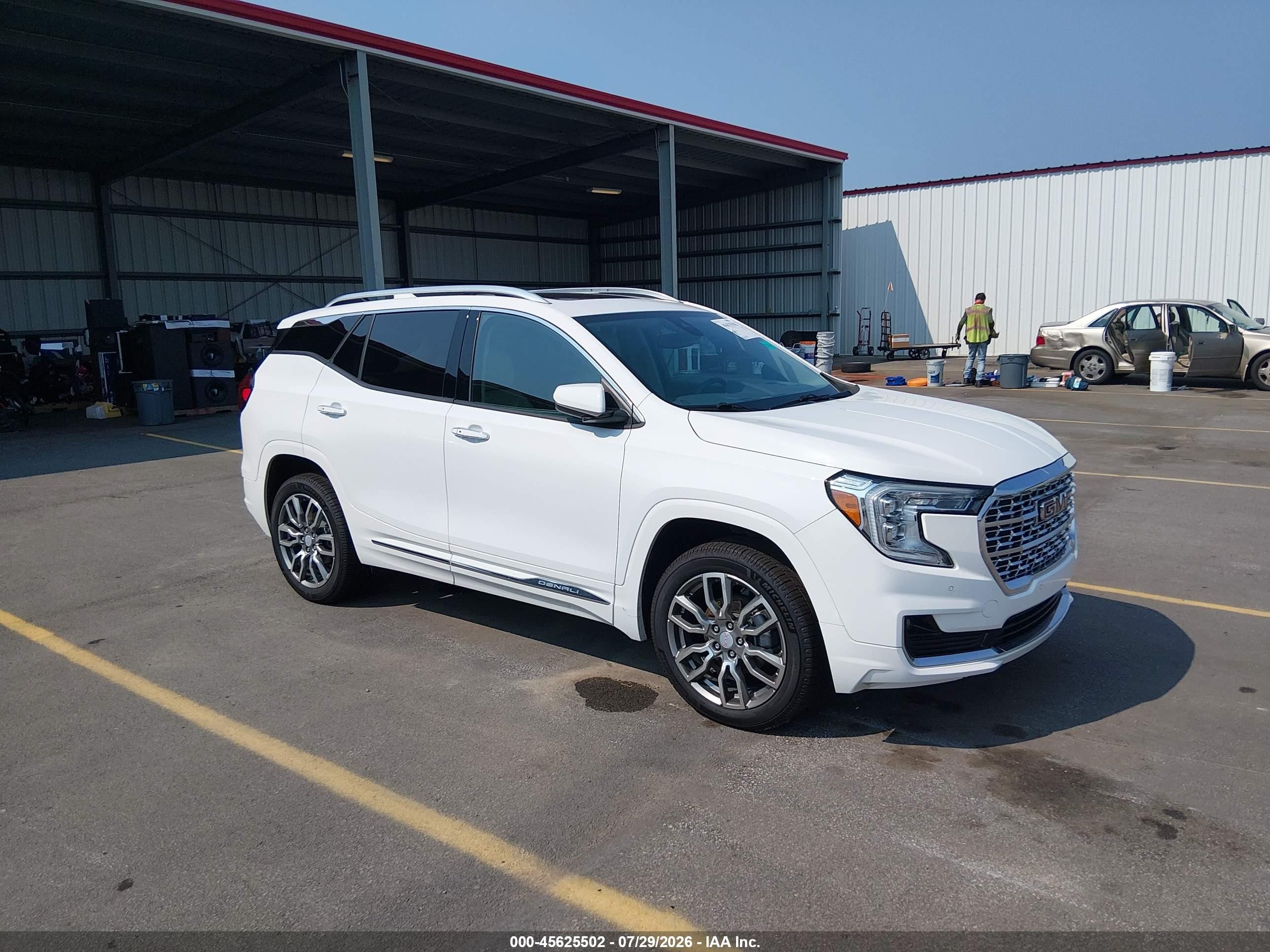 2023 GMC Terrain Denali, VIN 3GKALXEG7PL108143 — Normal wear