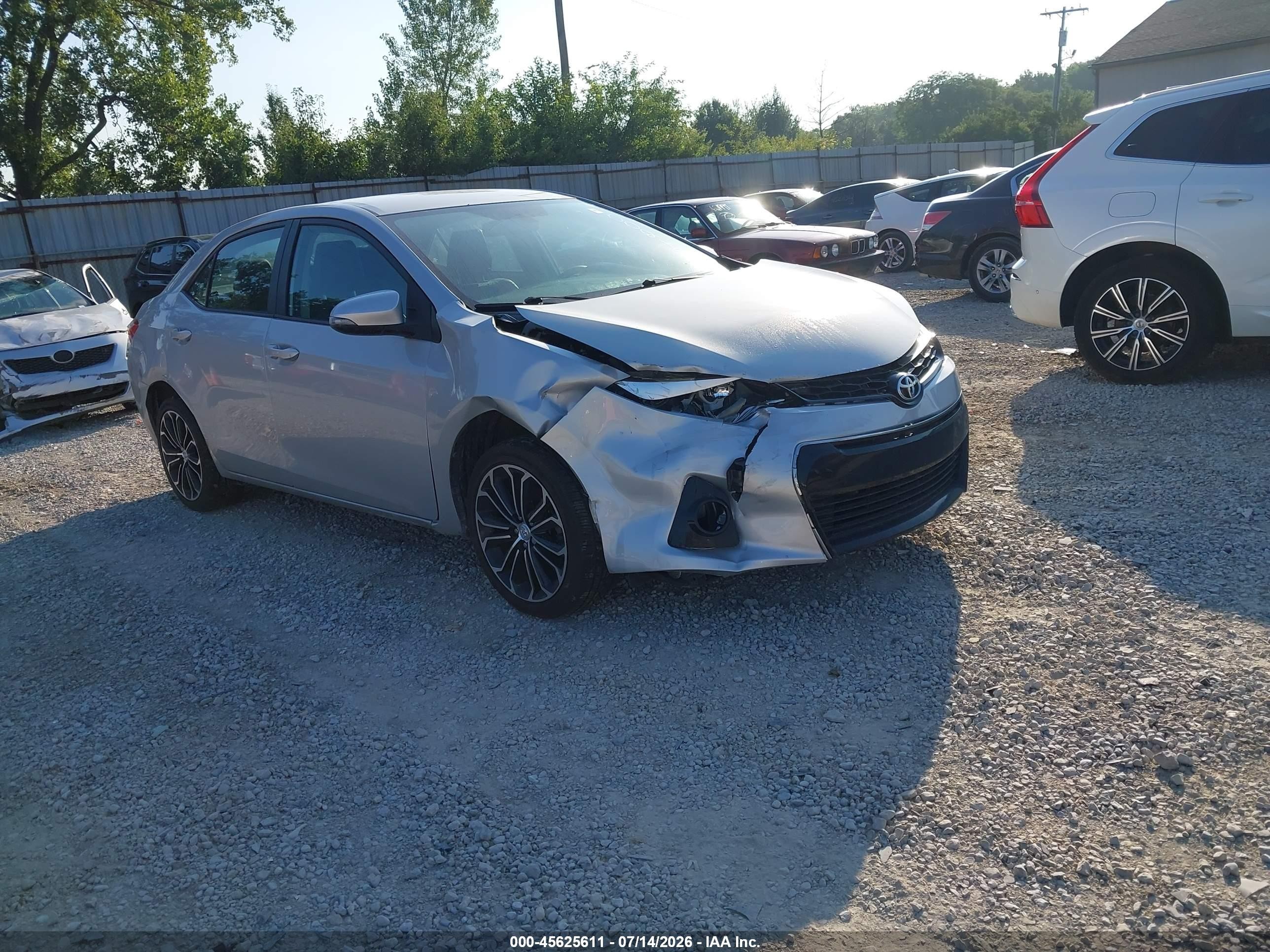 2014 Toyota Corolla S, VIN 2T1BURHE1EC002158 — Front end