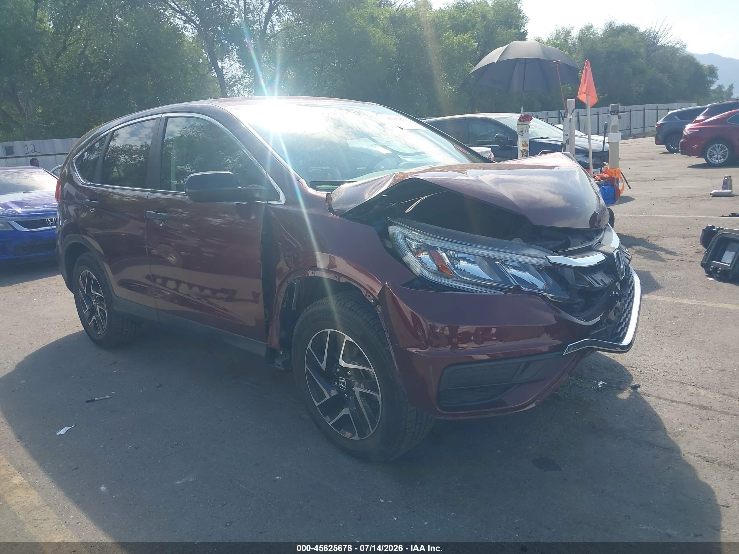 2016 Honda CR-V SE, VIN 2HKRM4H44GH619594 — Перед