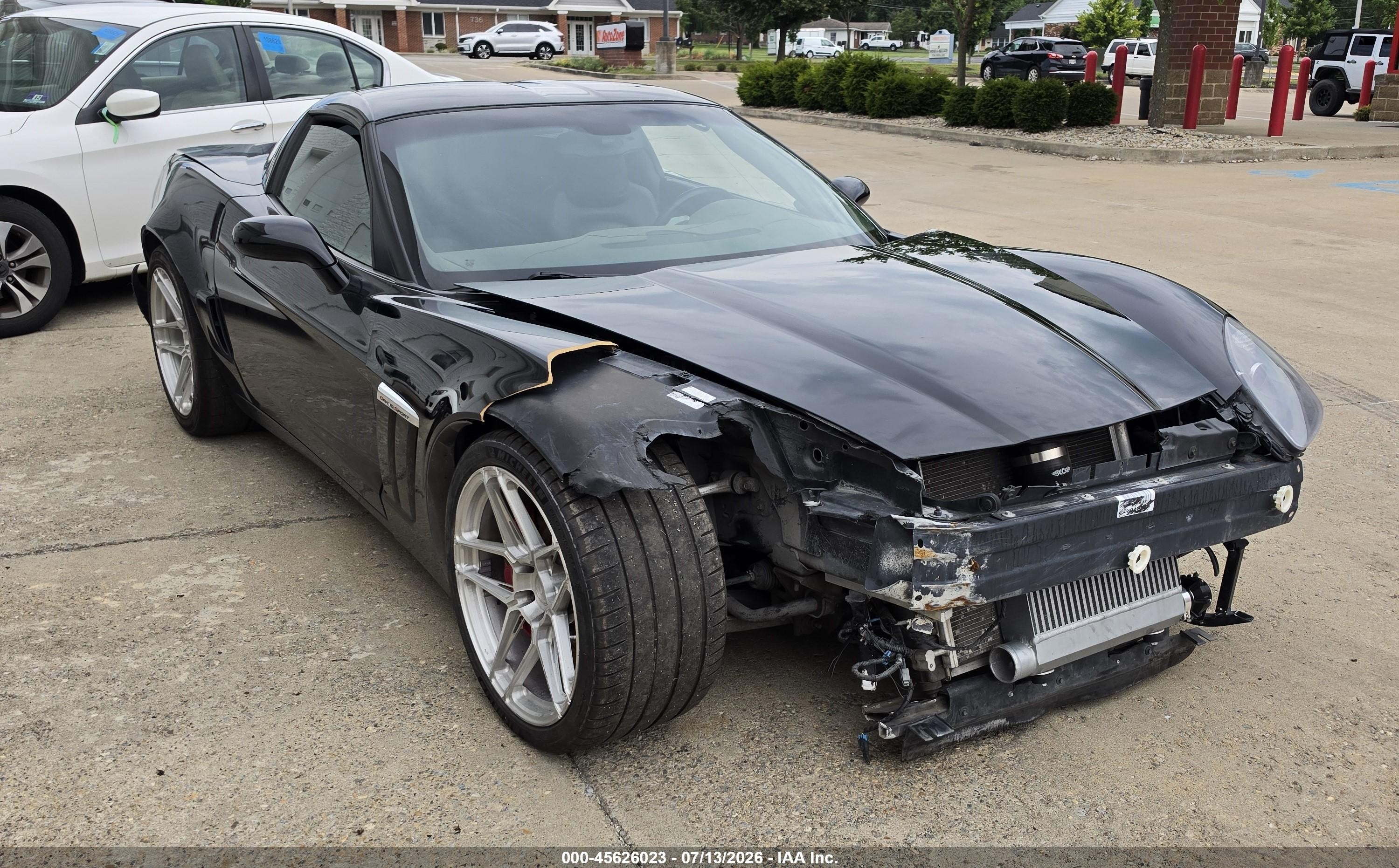 2013 Chevrolet Corvette Grand Sport 1LT, VIN 1G1YP2DW2D5109411 — Front end