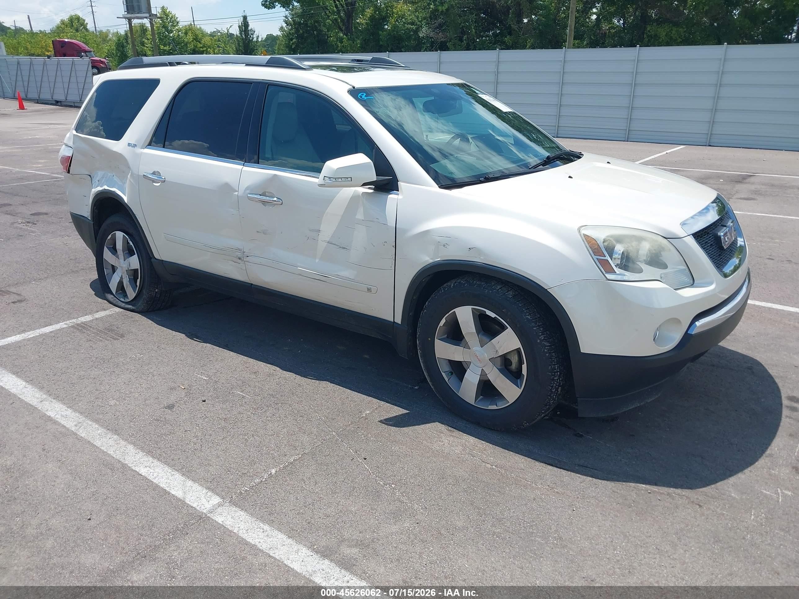 2010 GMC Acadia SLT1, VIN 1GKLRMED5AJ123167 — Side