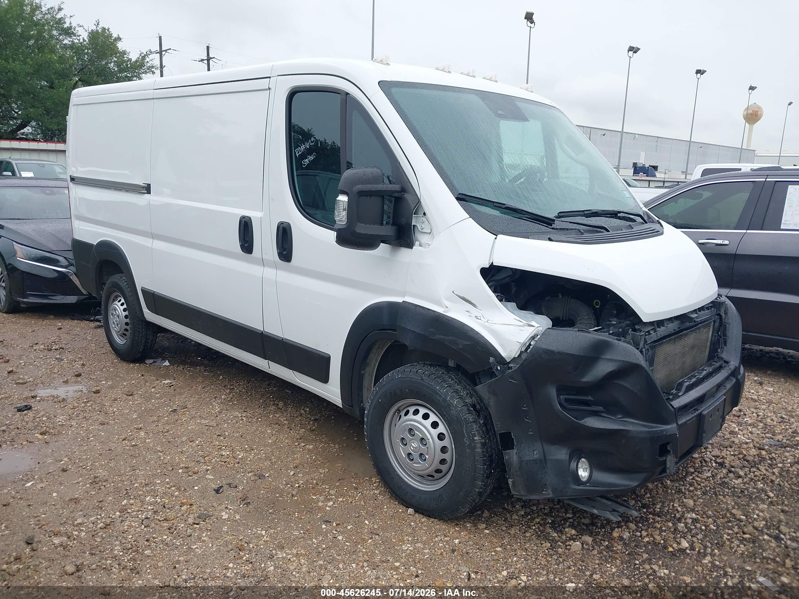 2025 Ram ProMaster Cargo Tradesman, VIN 3C6LRVVG2SE513824 — Front end