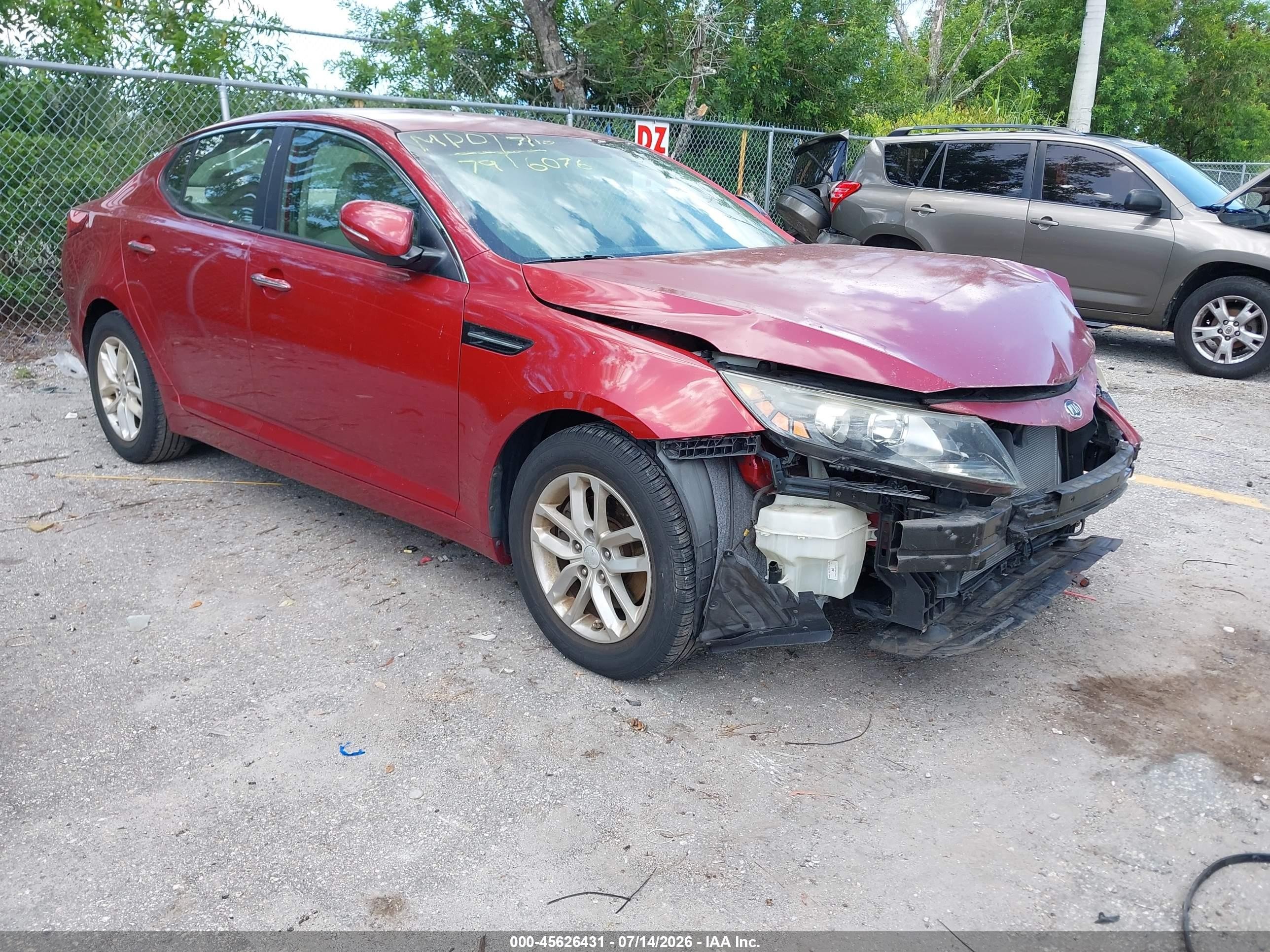 2012 Kia Optima LX, VIN 5XXGM4A70CG016076 — Front end