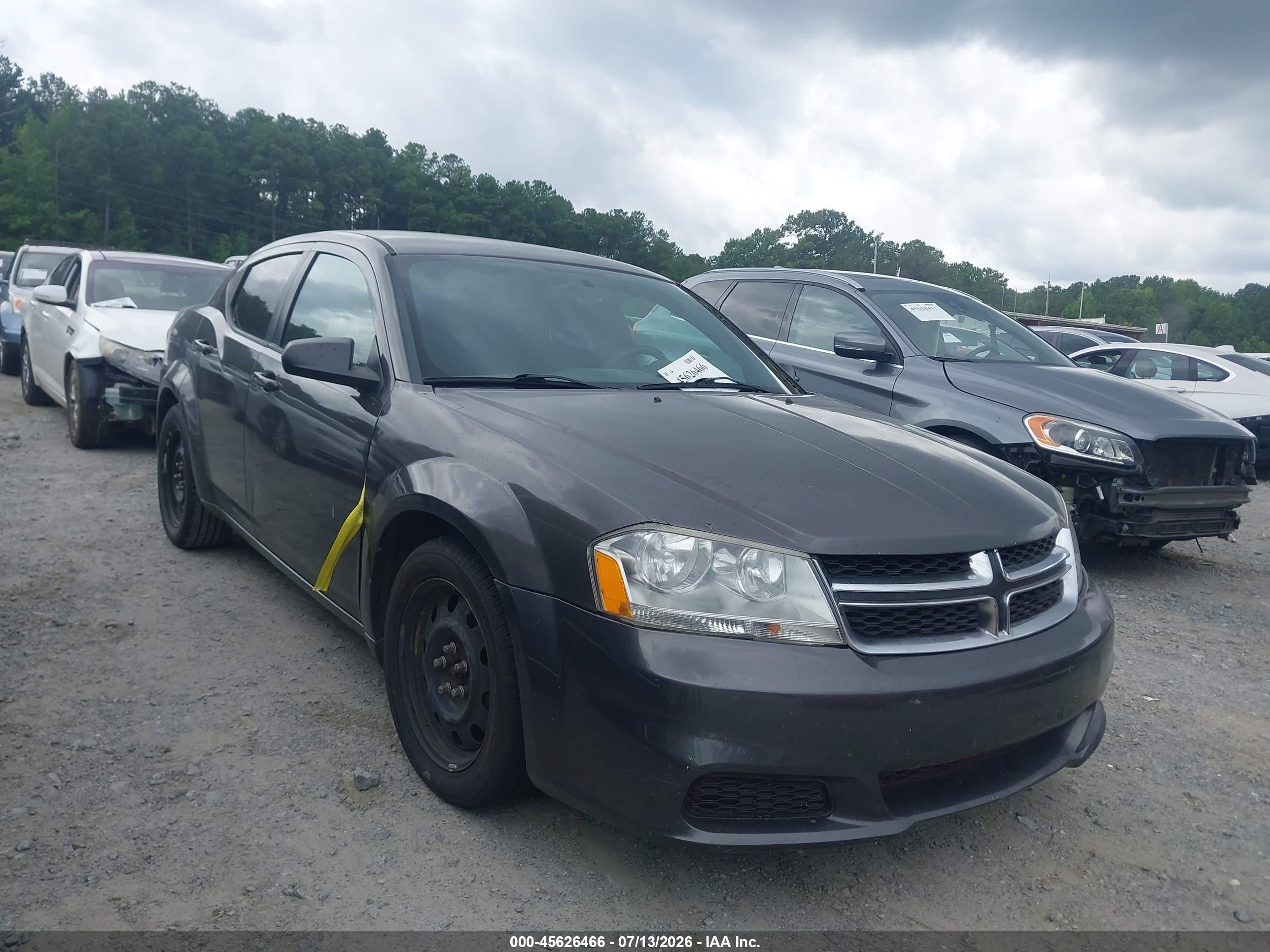 2014 Dodge Avenger SE, VIN 1C3CDZAG0EN218200 — Normal wear