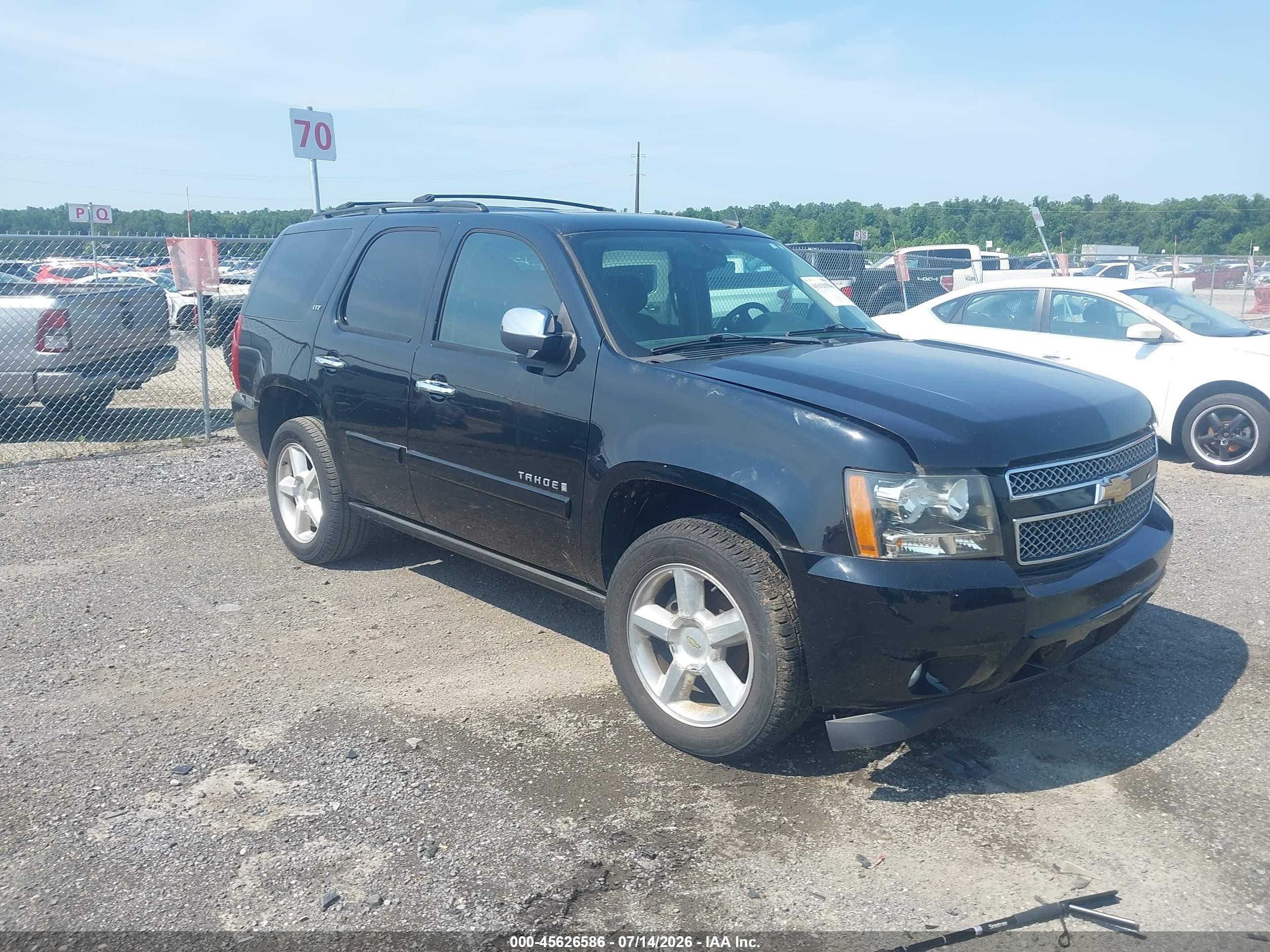 2008 Chevrolet Tahoe 3LT, VIN 1GNFK13078J231531 — Normal wear