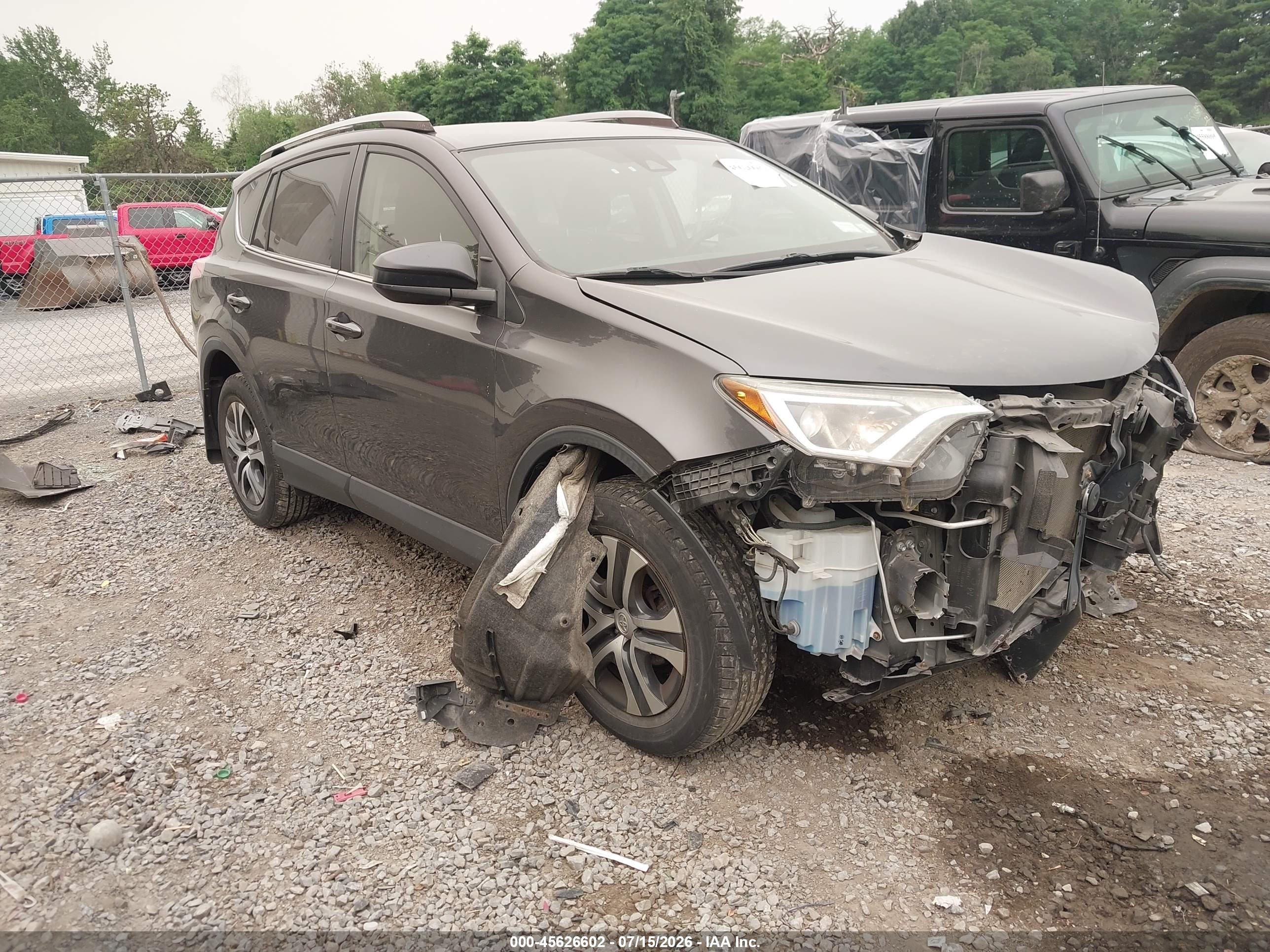 2017 Toyota RAV4 LE, VIN JTMBFREV4HJ131034 — Front end