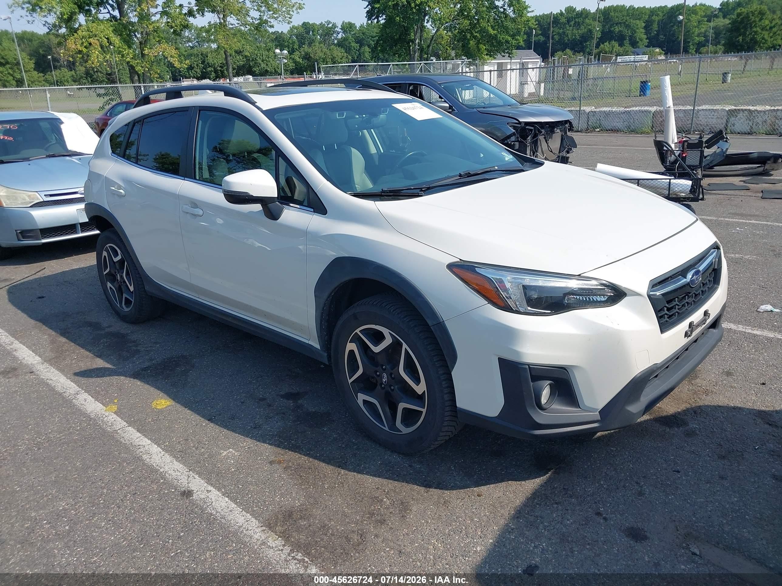 2019 Subaru Crosstrek Limited, VIN JF2GTAMC9K8258846 — Rear end