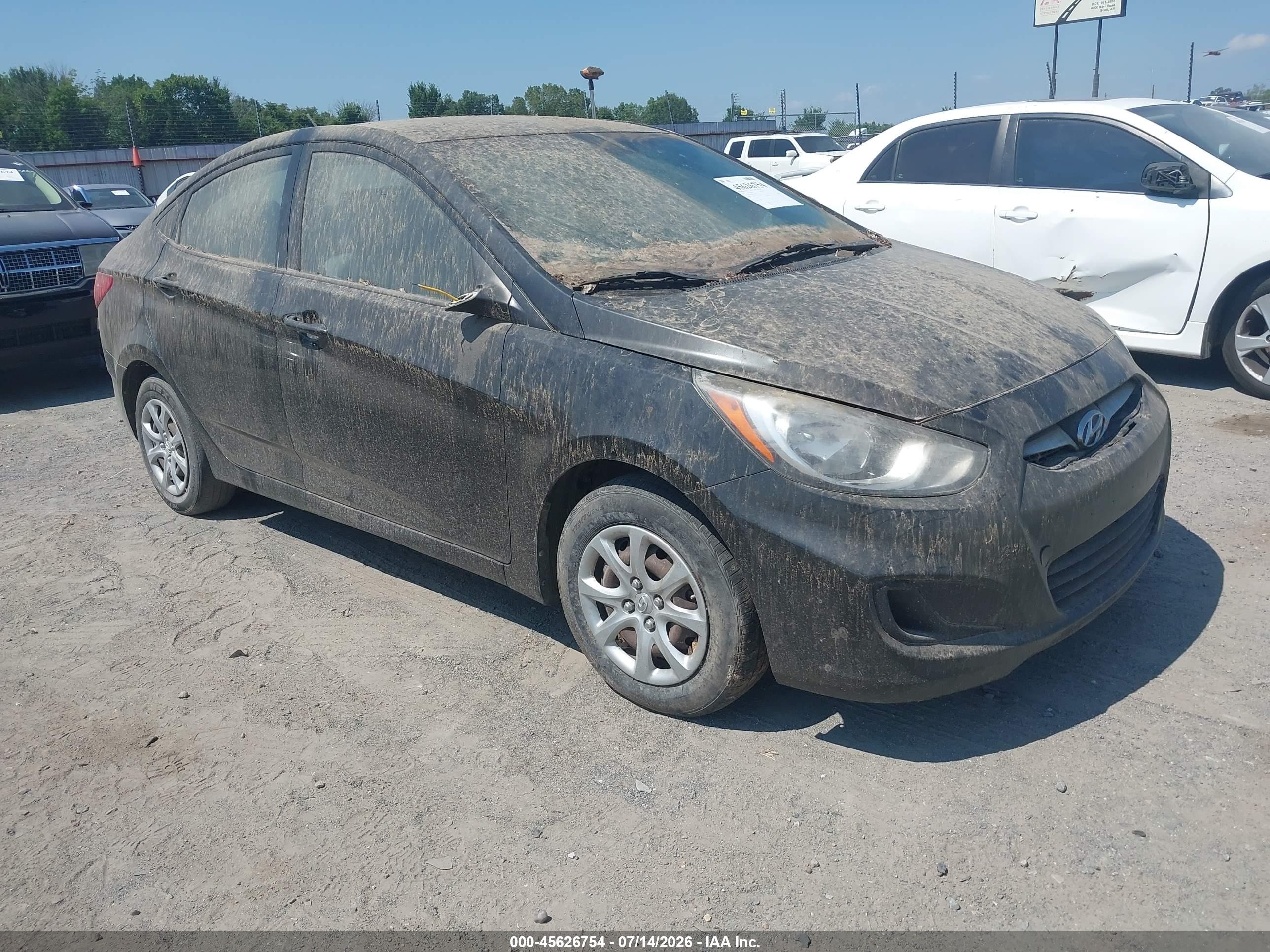 2012 Hyundai Accent GLS, VIN KMHCT4AE0CU168252 — Normal wear