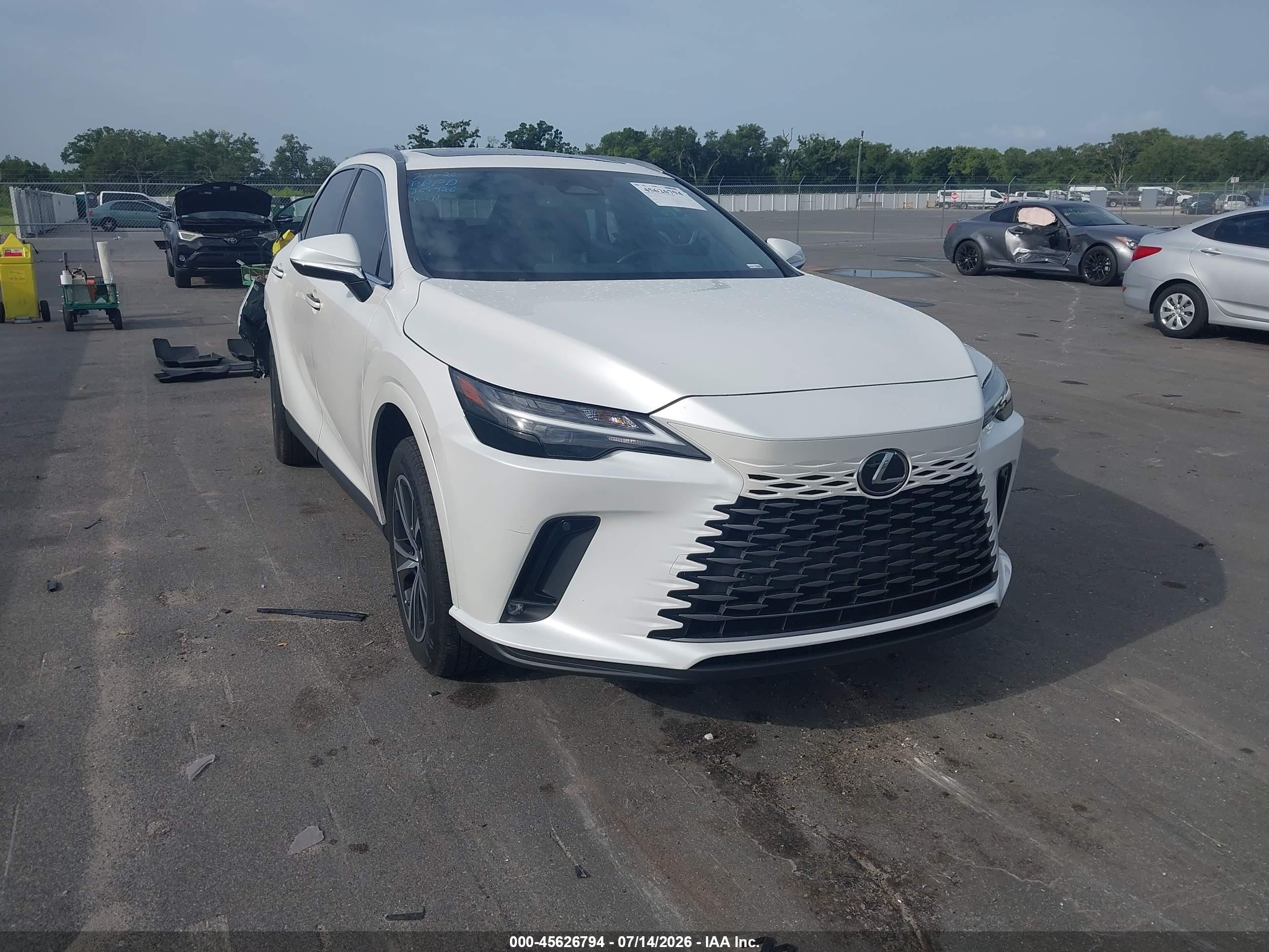 2024 Lexus RX 350 Premium, VIN JTJCHMAA4R2020383 — Rear end
