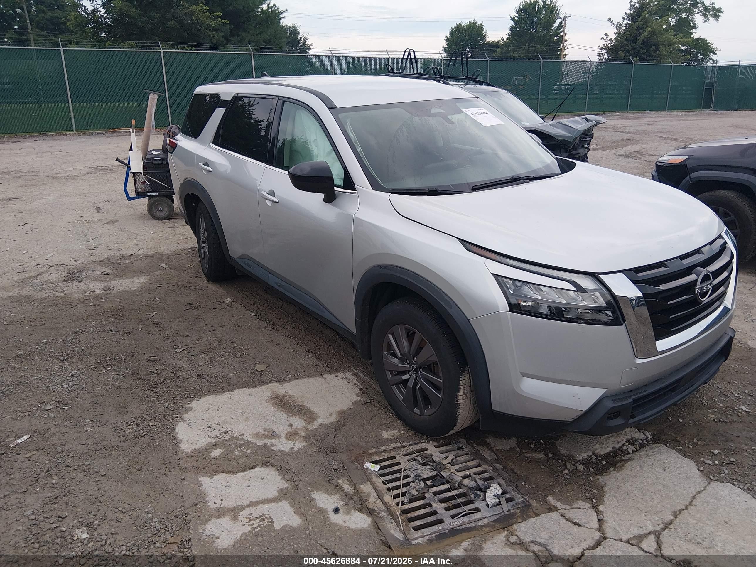 2023 Nissan Pathfinder S, VIN 5N1DR3AC7PC260241 — Rear end