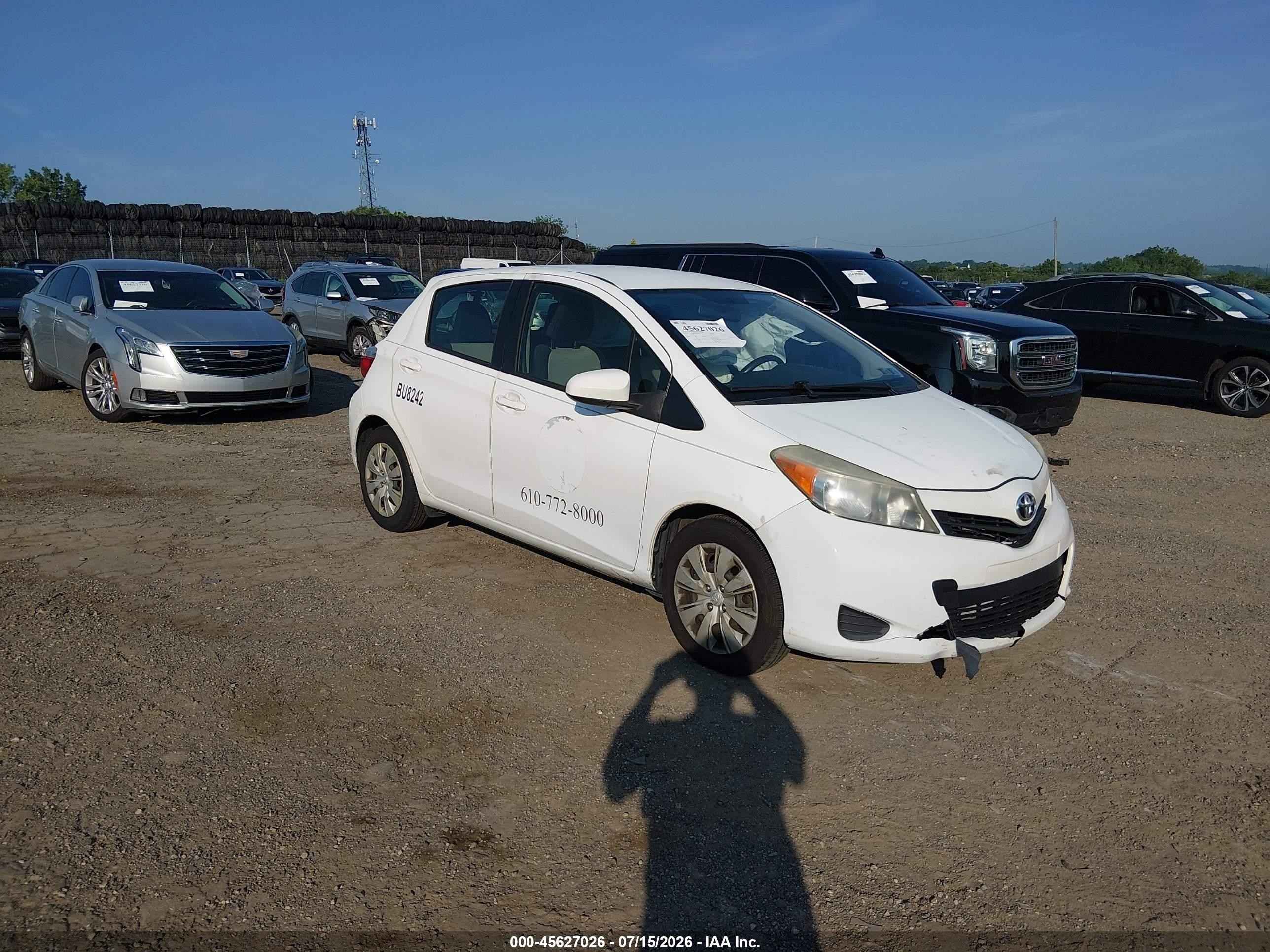 2013 Toyota Yaris L, VIN JTDKTUD33DD565840 — Side