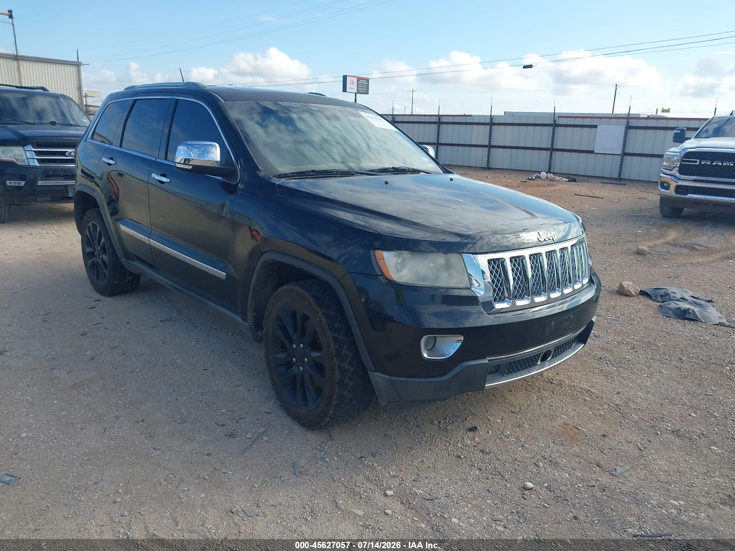 2011 Jeep Grand Cherokee Overland, VIN 1J4RR6GT3BC620708 — Repossession