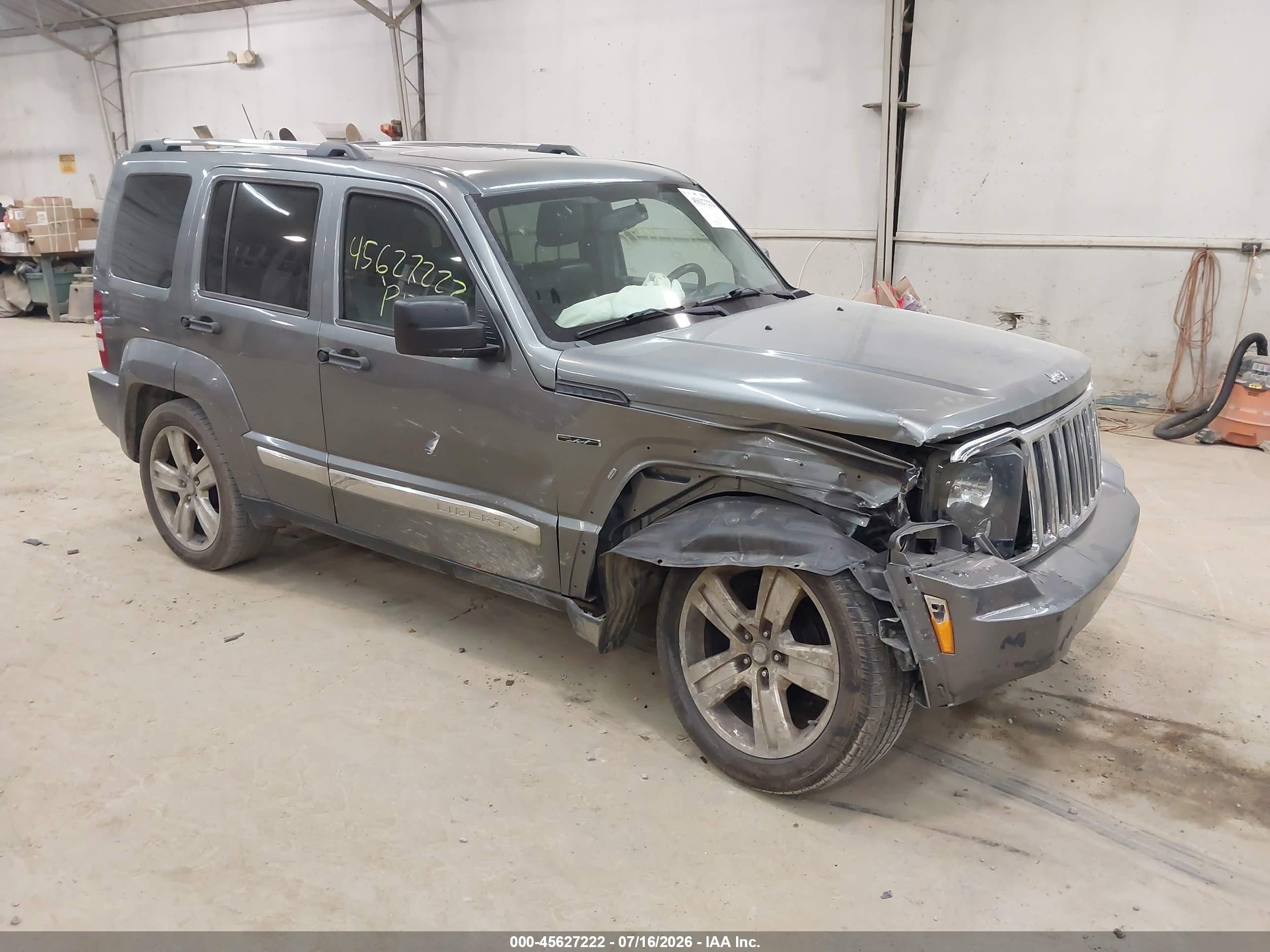2012 Jeep Liberty Limited Jet, VIN 1C4PJMFK0CW177774 — Перед