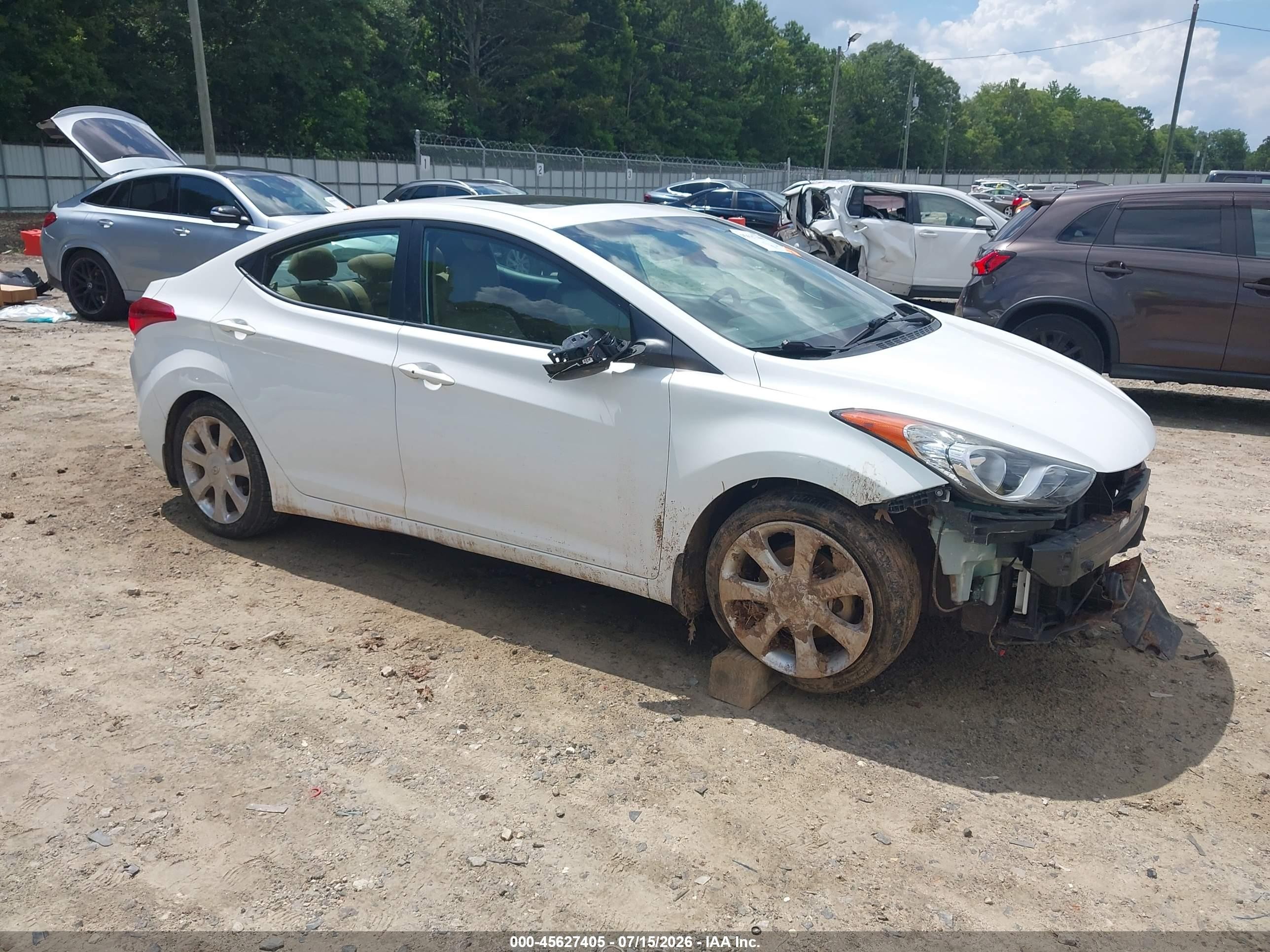 2013 Hyundai Elantra GLS, VIN 5NPDH4AE0DH425934 — Front end