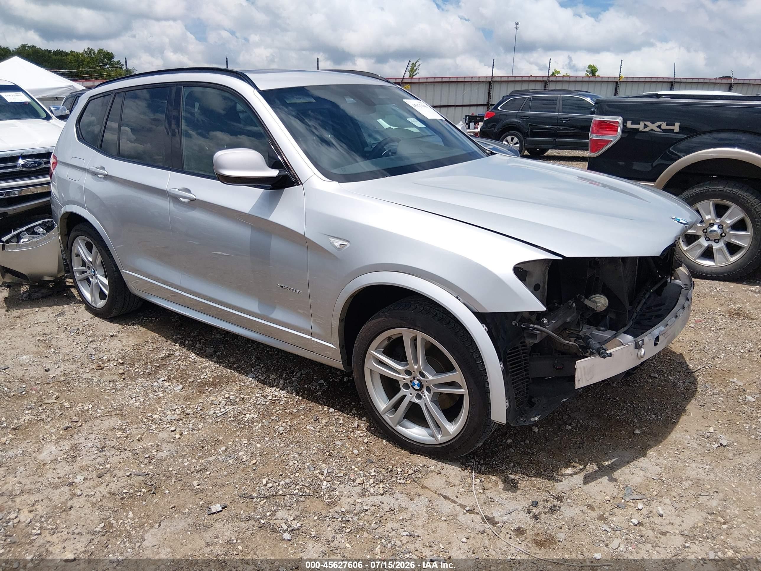 2014 BMW X3 xDrive35i, VIN 5UXWX7C56E0E82343 — Front end