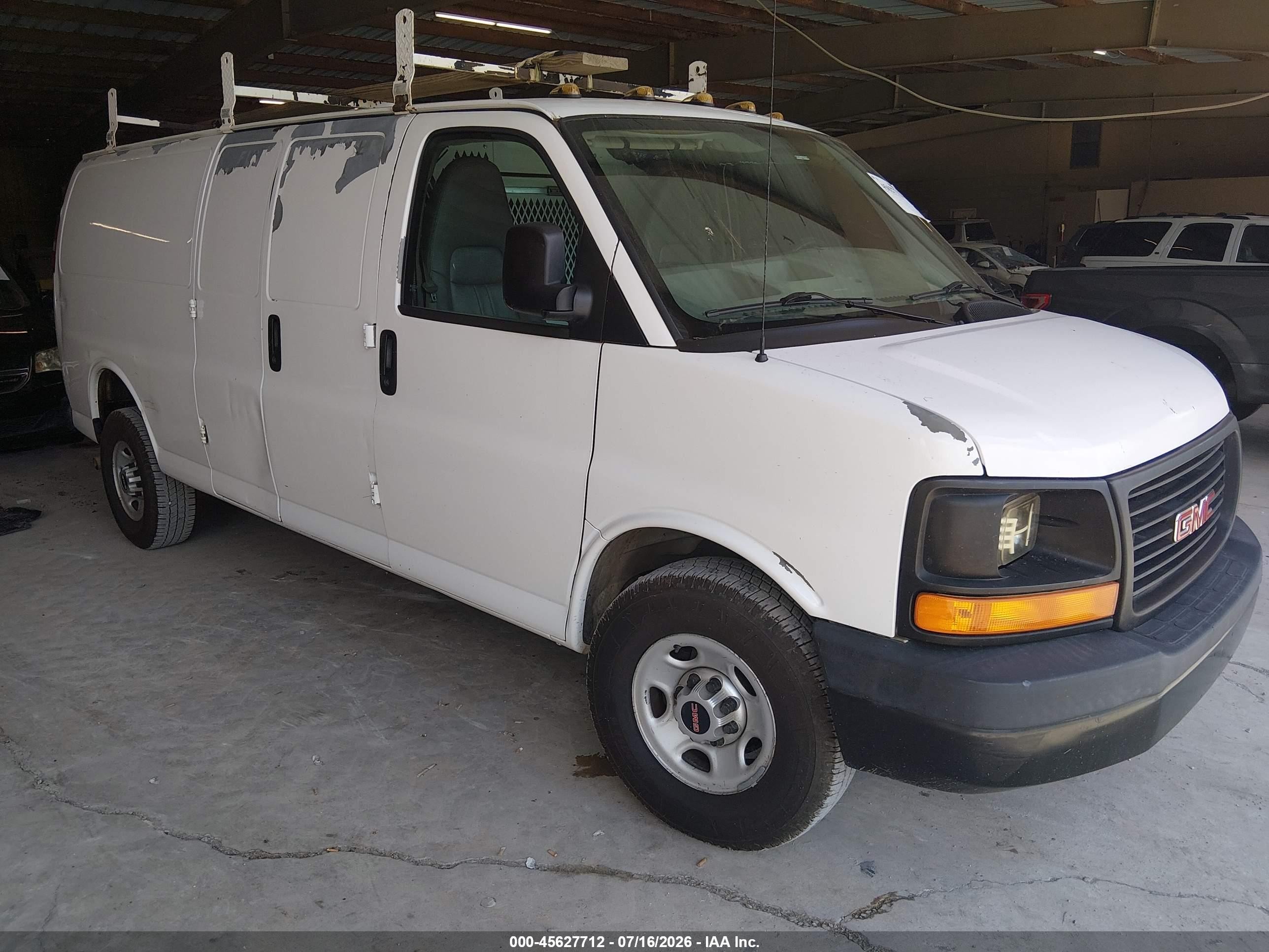 2010 GMC Savana, VIN 1GTZGGBA3A1181253 — Normal wear