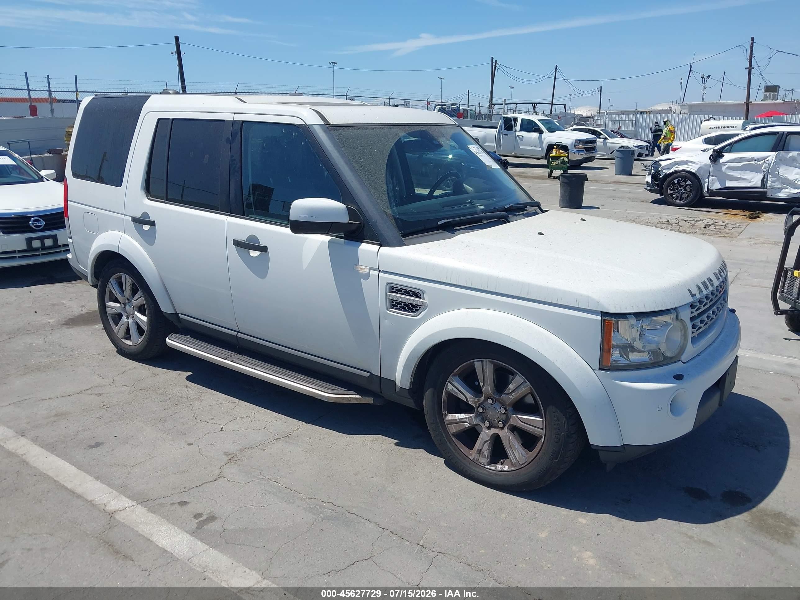 2013 Land Rover LR4 HSE, VIN SALAG2D43DA695284 — Rear end