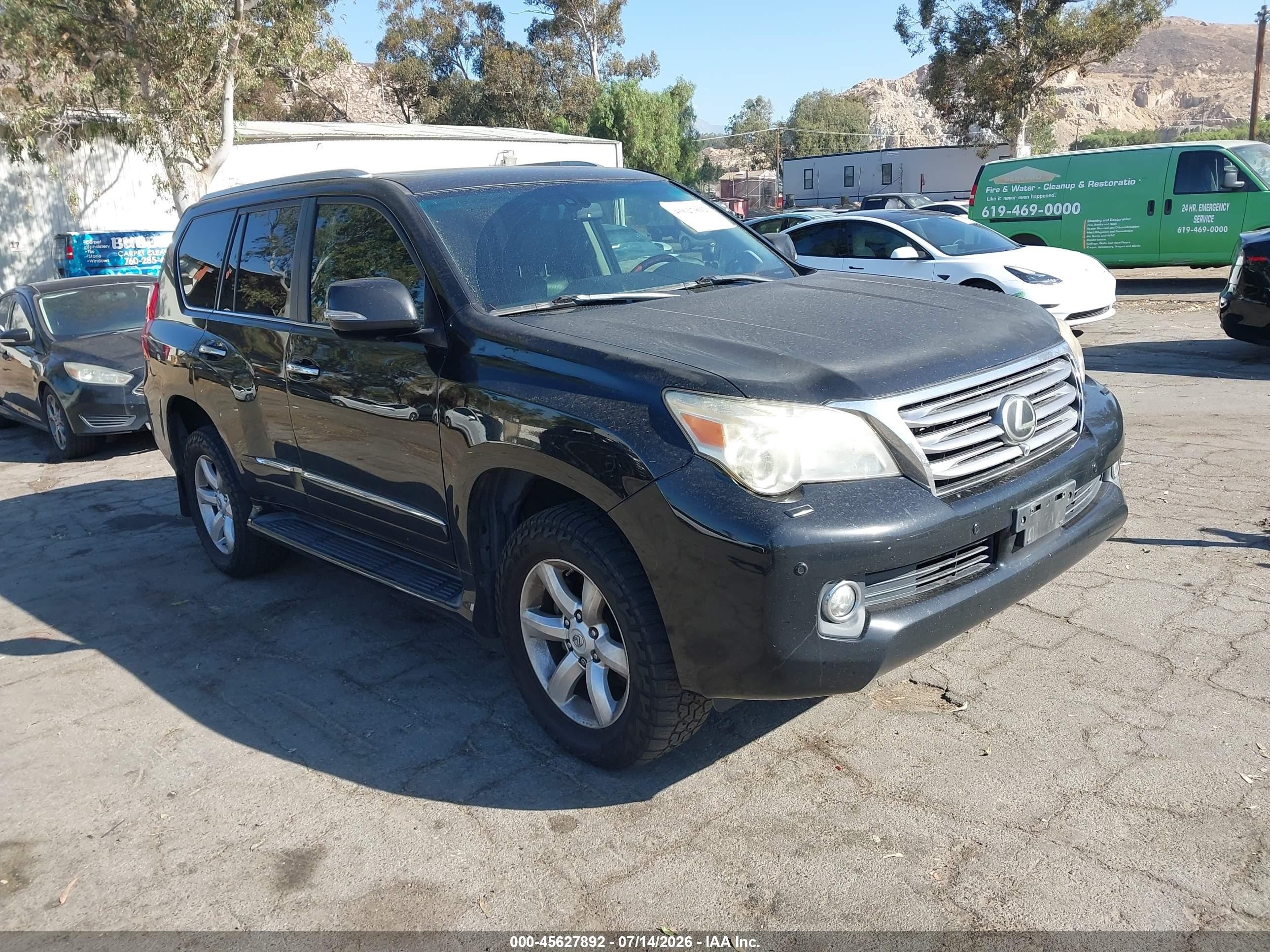 2010 Lexus GX 460 Premium, VIN JTJJM7FX4A5000722 — Normal wear