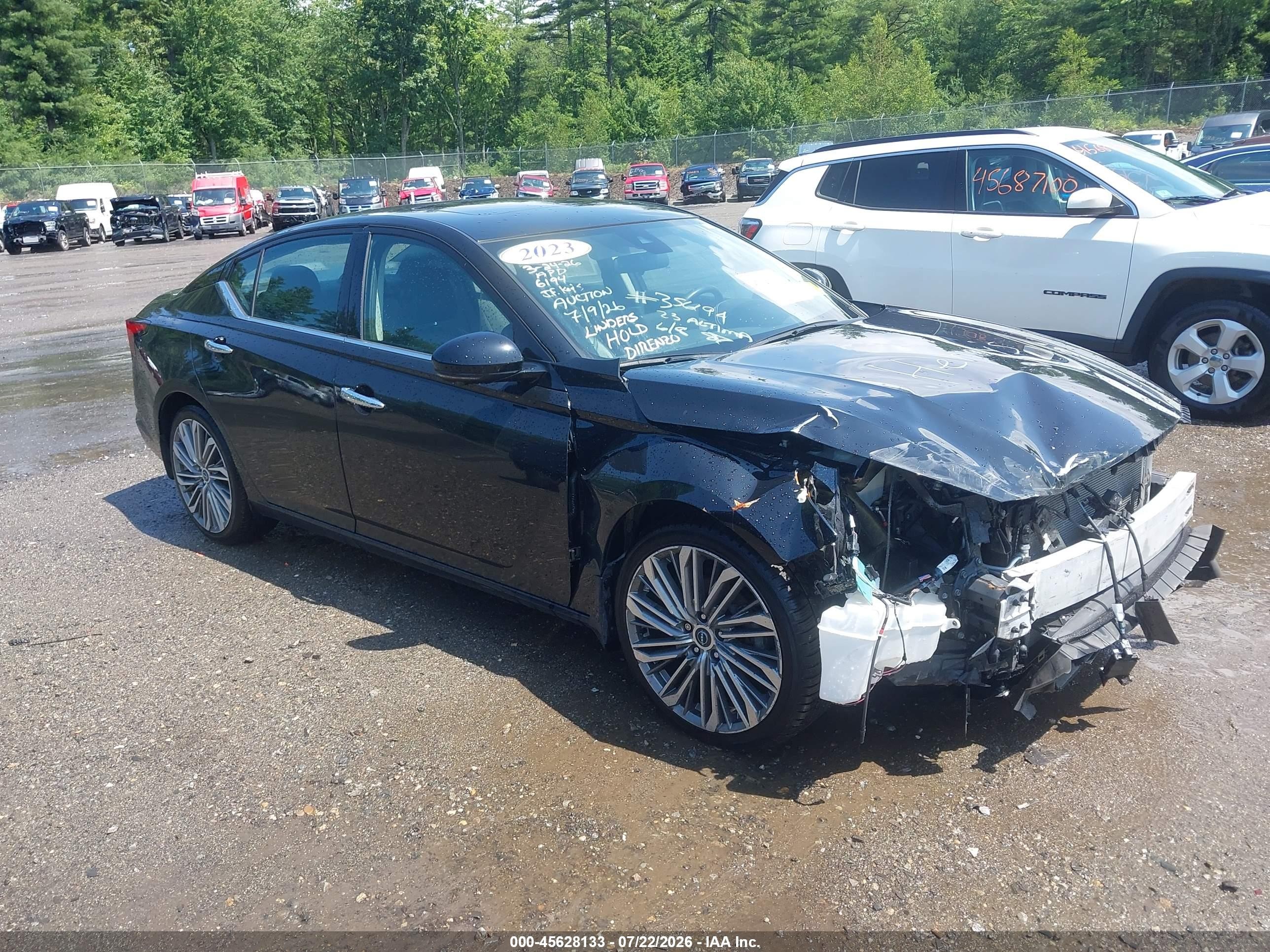 2023 Nissan Altima SL, VIN 1N4BL4EVXPN356194 — Front end